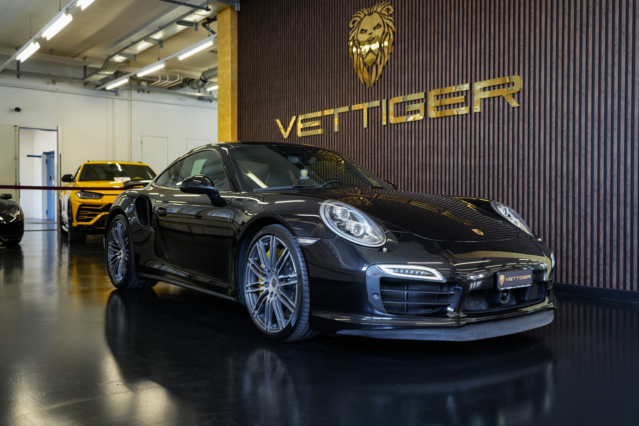 PORSCHE 911 Turbo S PDK-showroom-element-1