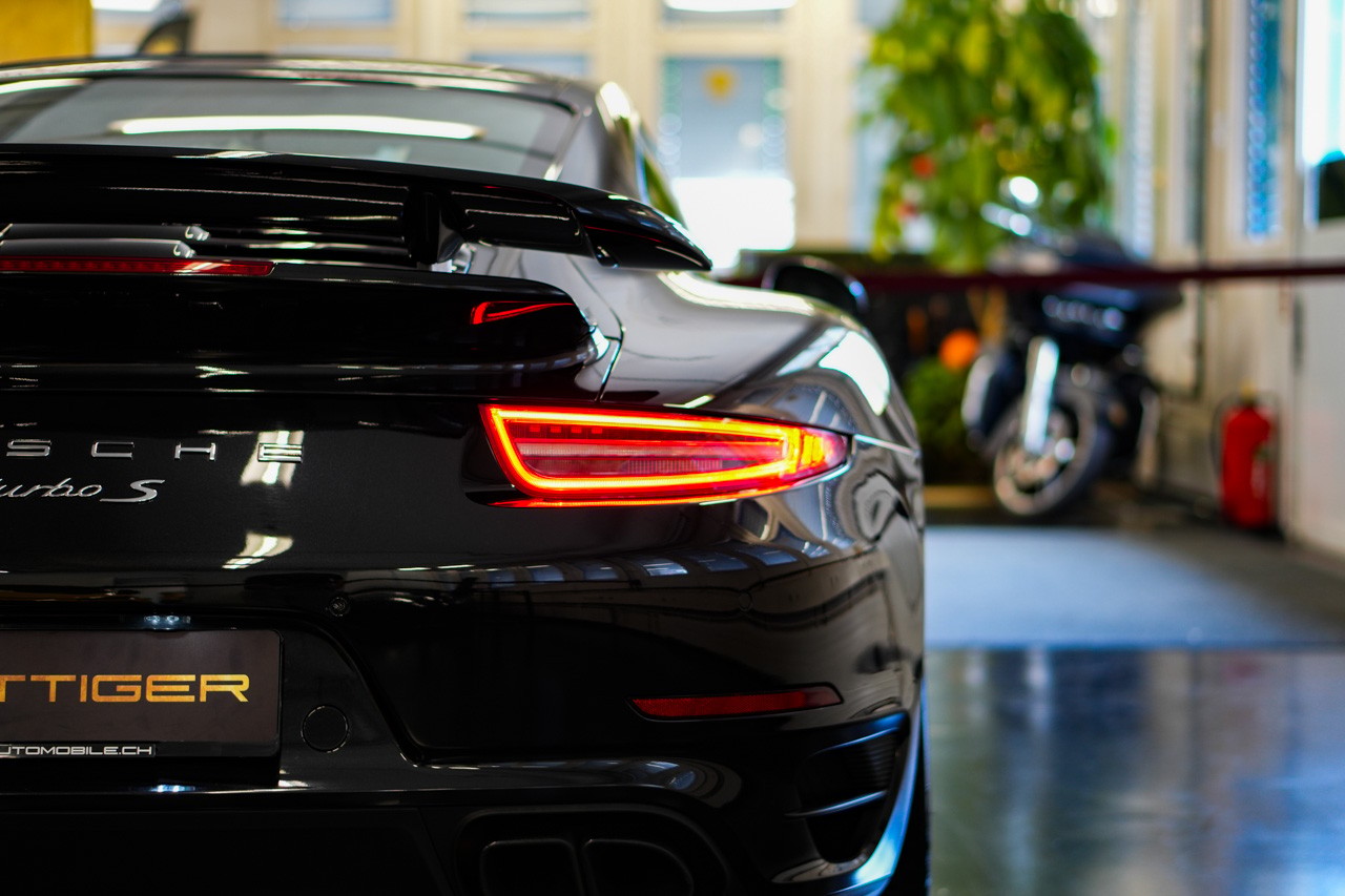 PORSCHE 911 Turbo S PDK-image-8