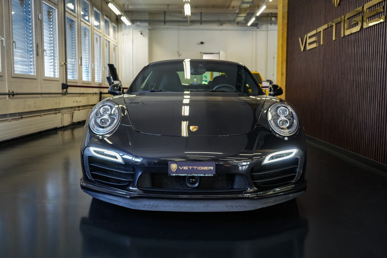 PORSCHE 911 Turbo S PDK-showroom-element-2