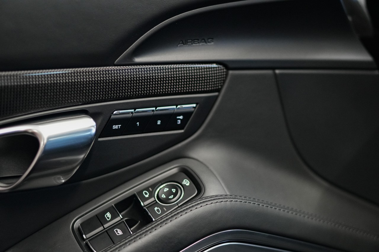 PORSCHE 911 Turbo S PDK-image-21