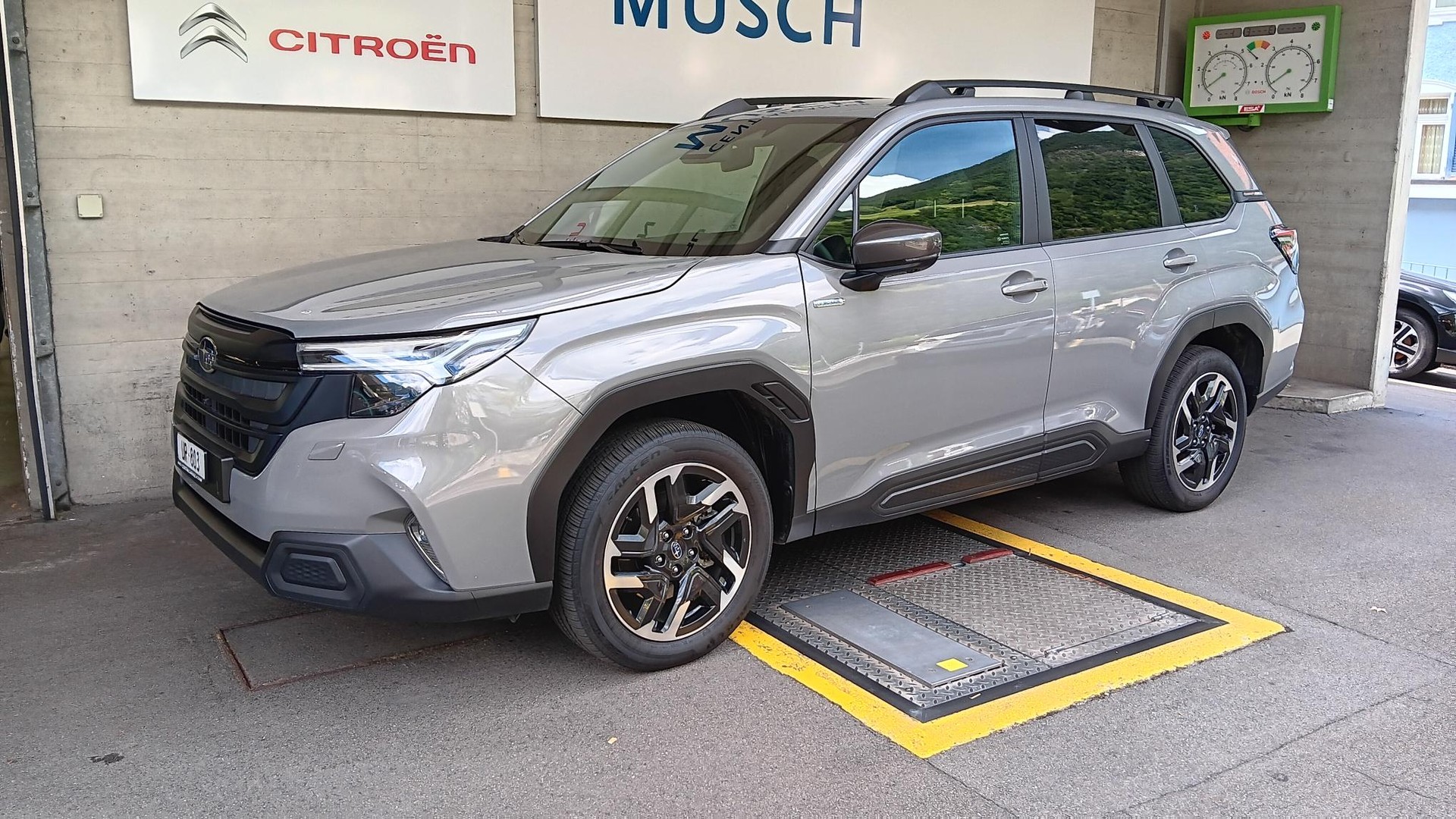 SUBARU Forester 2.0i e-Boxer Swiss Plus Lineartronic