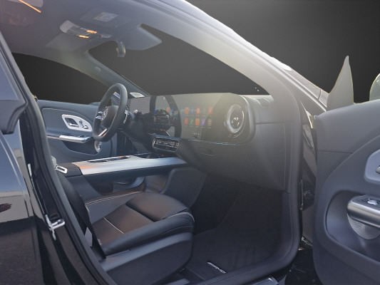 MERCEDES-BENZ CLA SB 220 4M 8G-DCT-image-9