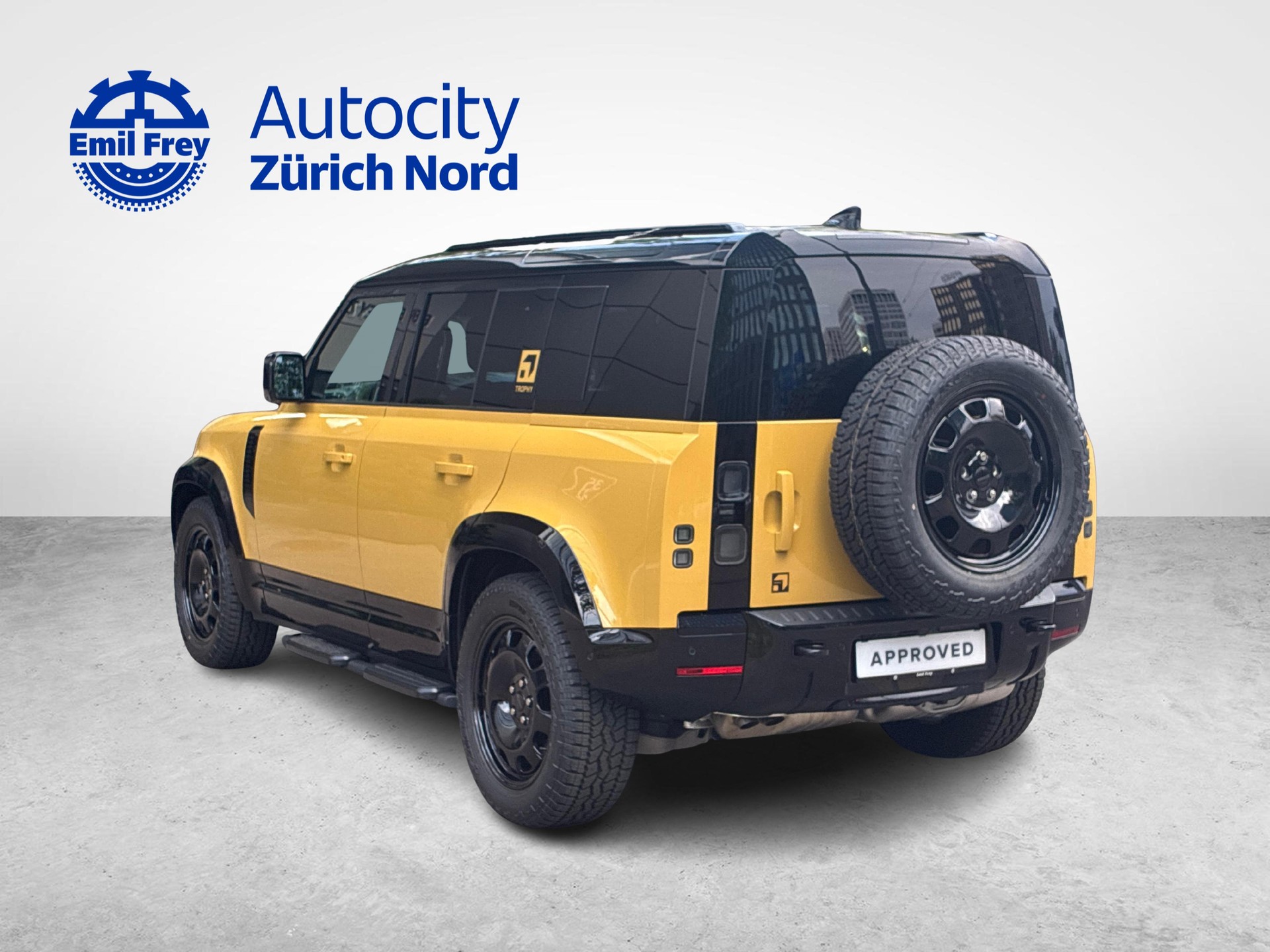 LAND ROVER Defender 110 3.0 D I6 350 Trophy Edition Yellow-showroom-element-2