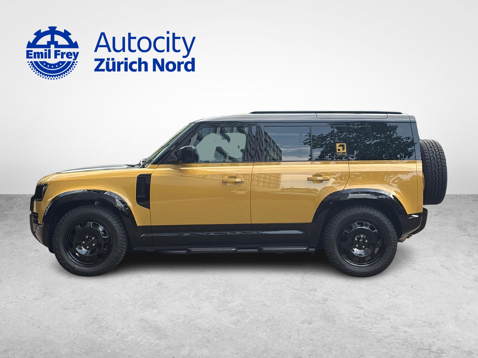 LAND ROVER Defender 110 3.0 D I6 350 Trophy Edition Yellow-showroom-element-1