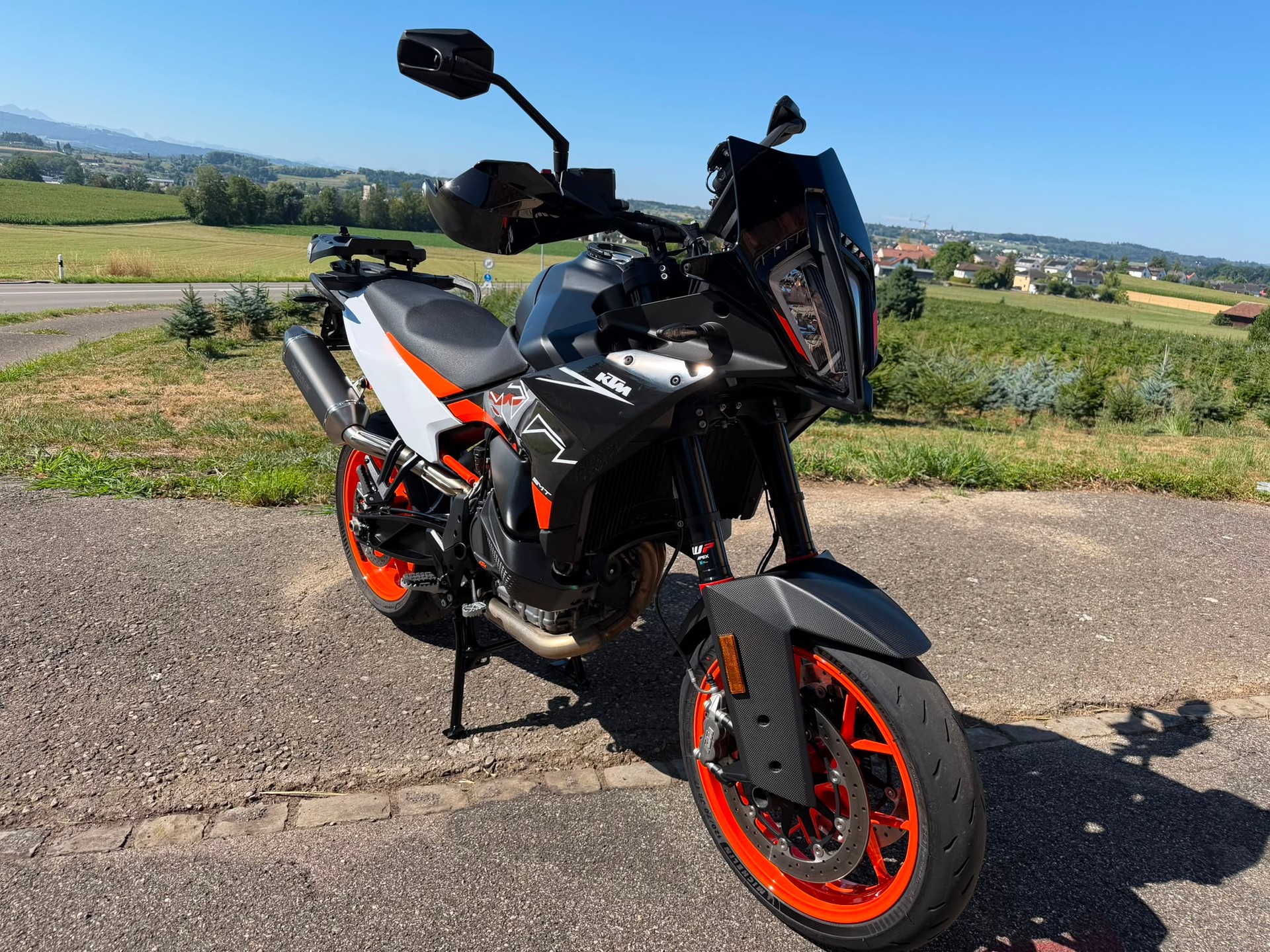 KTM 890 SMT-image-0