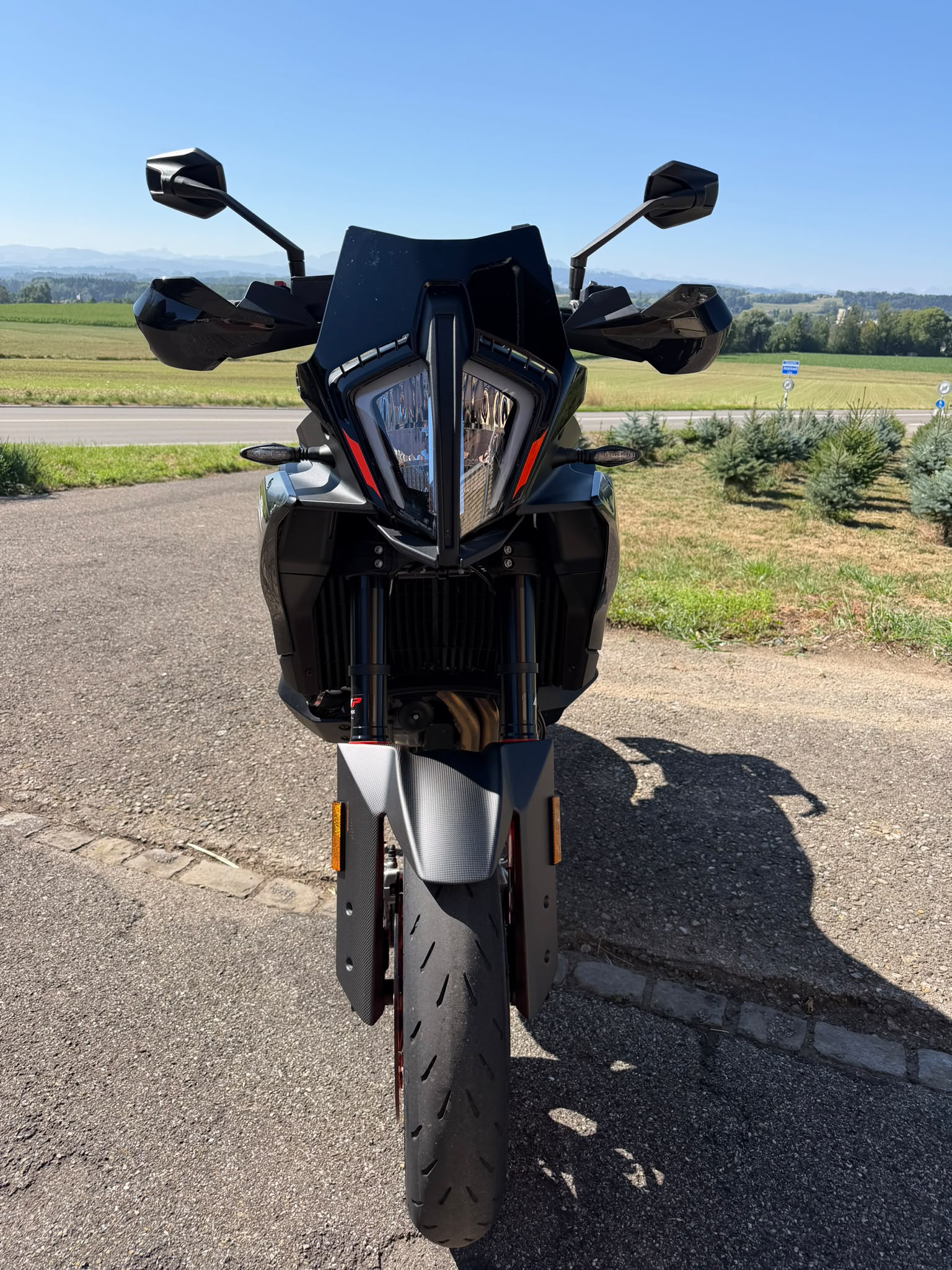 KTM 890 SMT-image-1