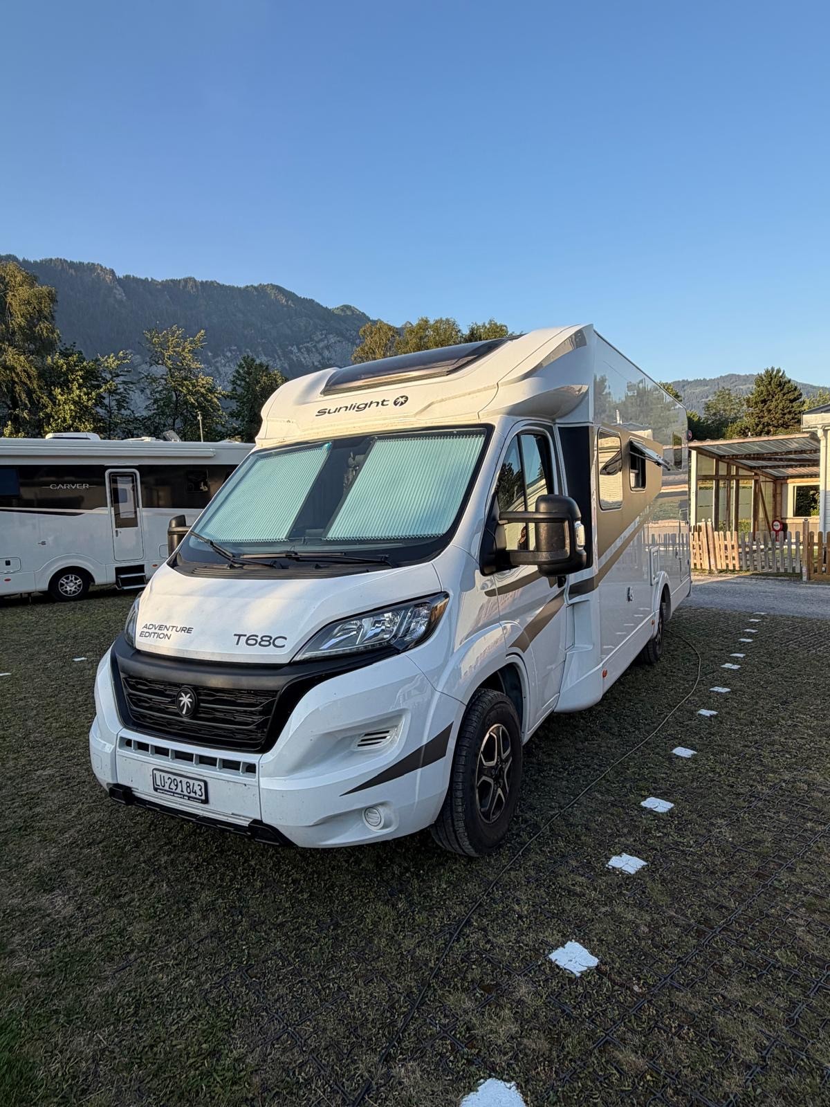 SUNLIGHT T68c