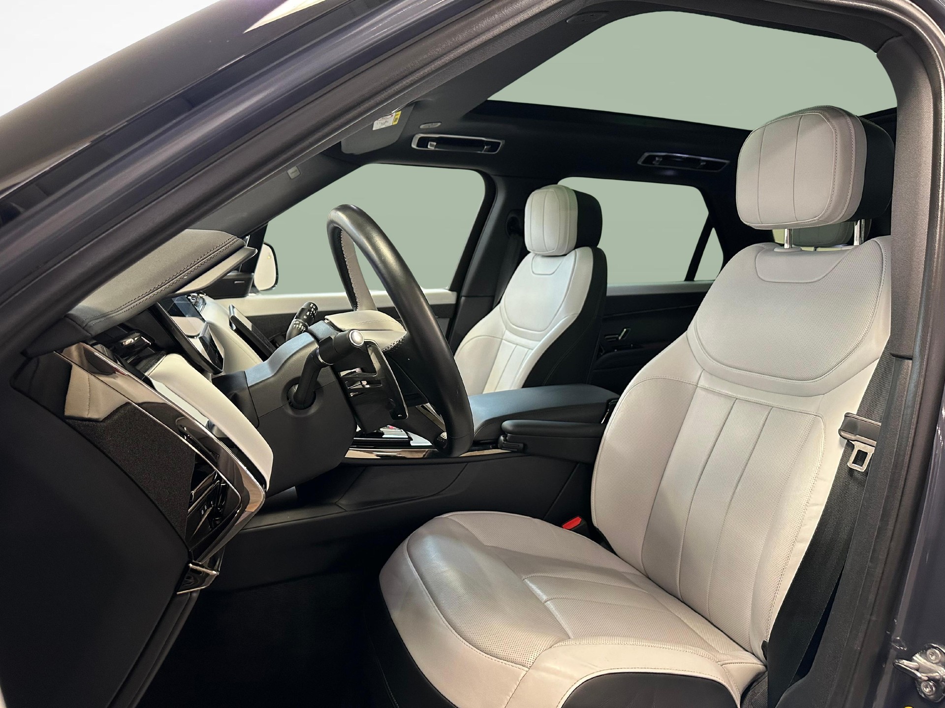 LAND ROVER Range Rover Sport 3.0 I6 P460e SE Dynamic-image-4