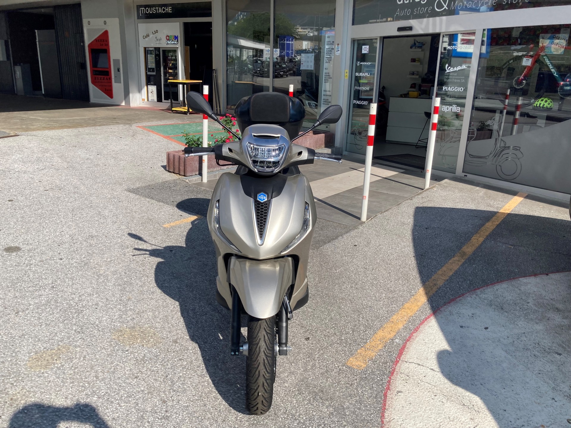 PIAGGIO Beverly 300-image-0