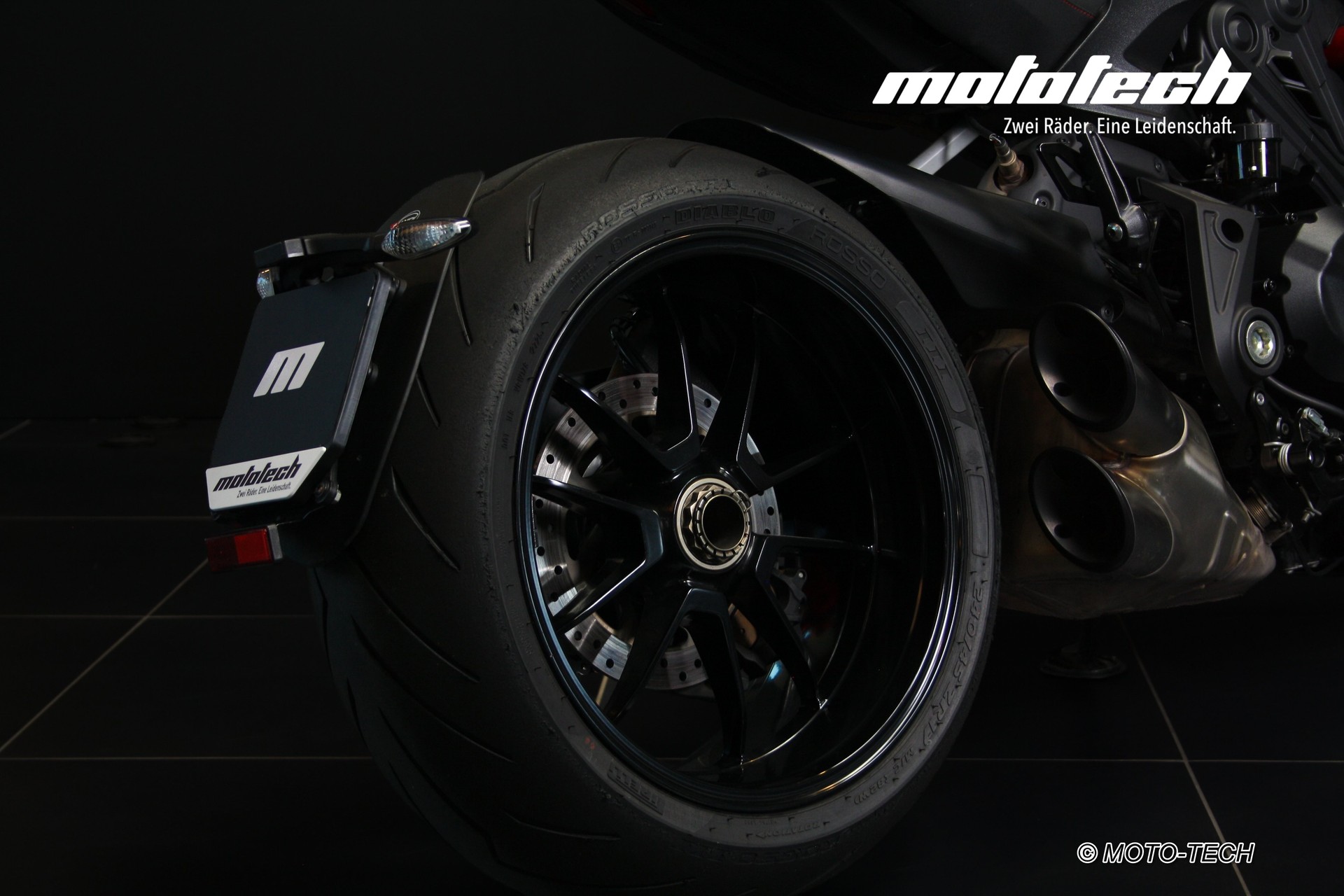DUCATI Diavel 1260 S-image-7