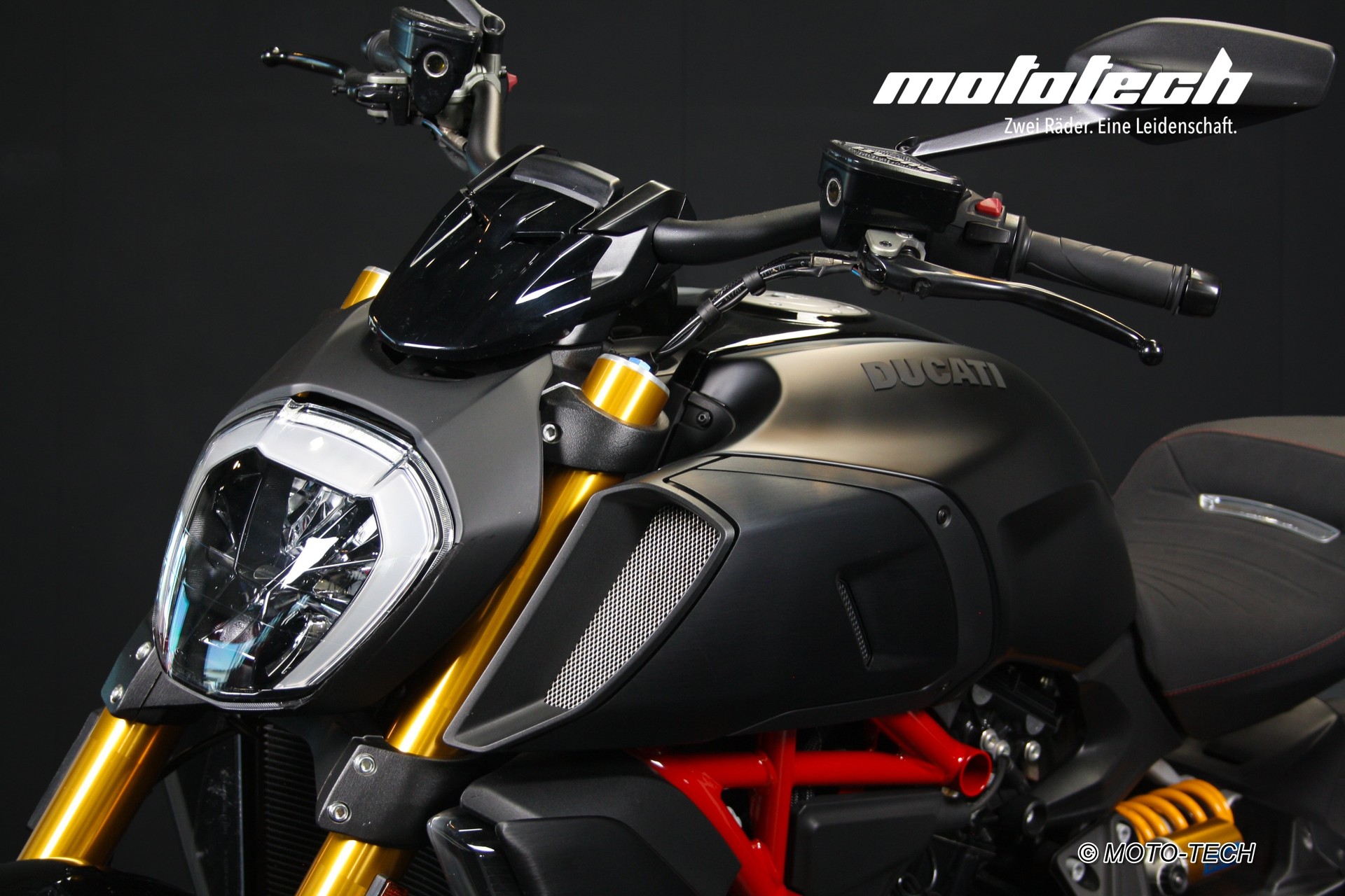 DUCATI Diavel 1260 S-image-6