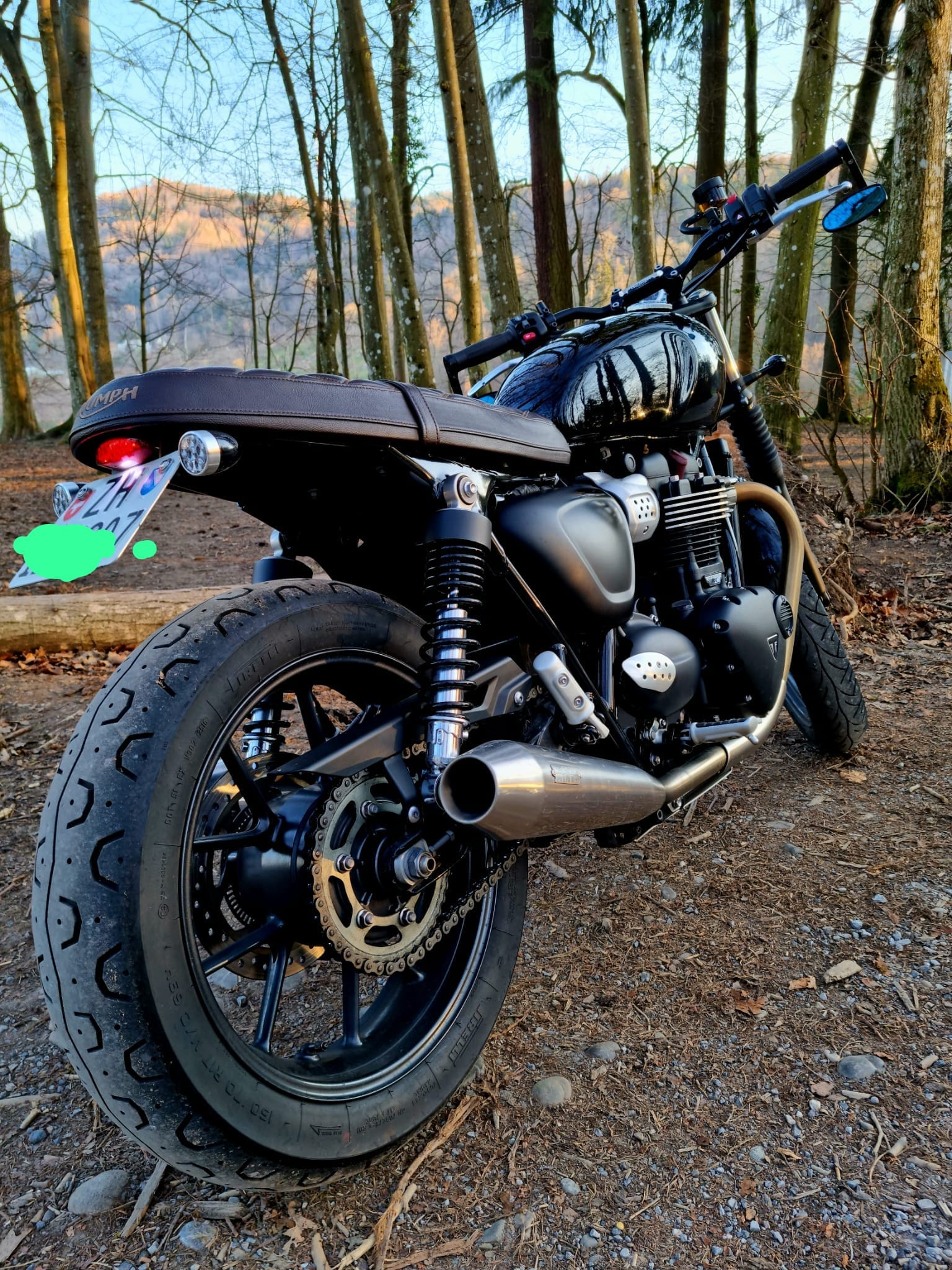 TRIUMPH Street Twin 900 i (35kW)-image-1