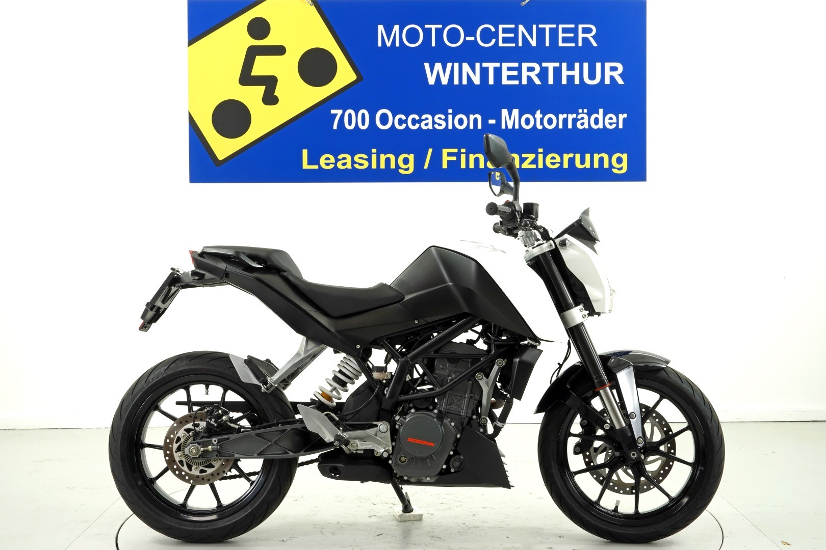 KTM 125 Duke ABS-image-0