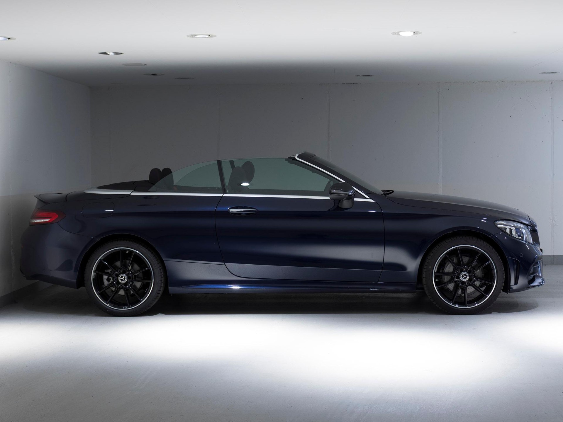 MERCEDES-BENZ C 200 4MATIC Cabriolet-image-1