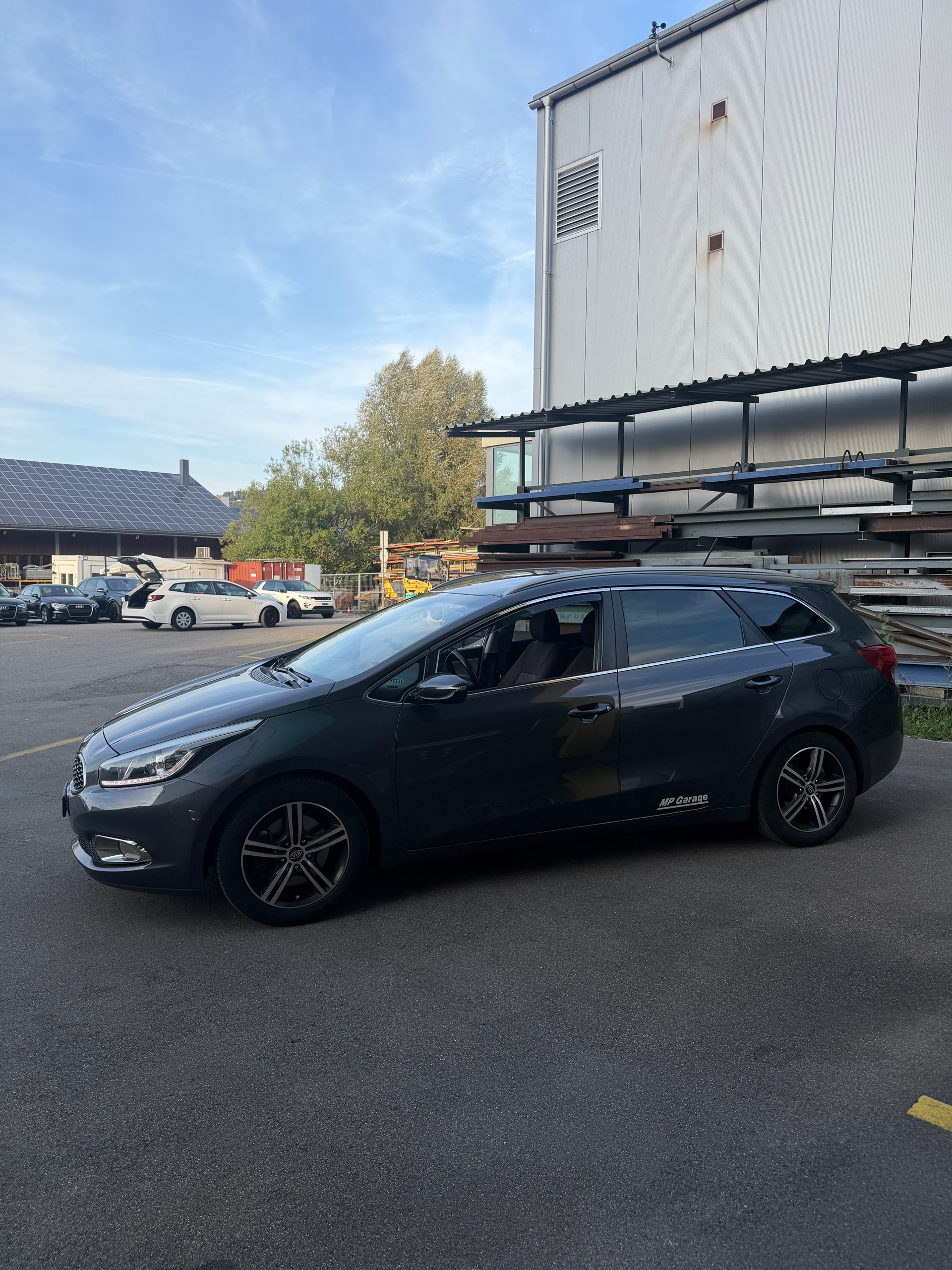 KIA Cee'd Sportswagon 1.6 CRDi Trend-image-3