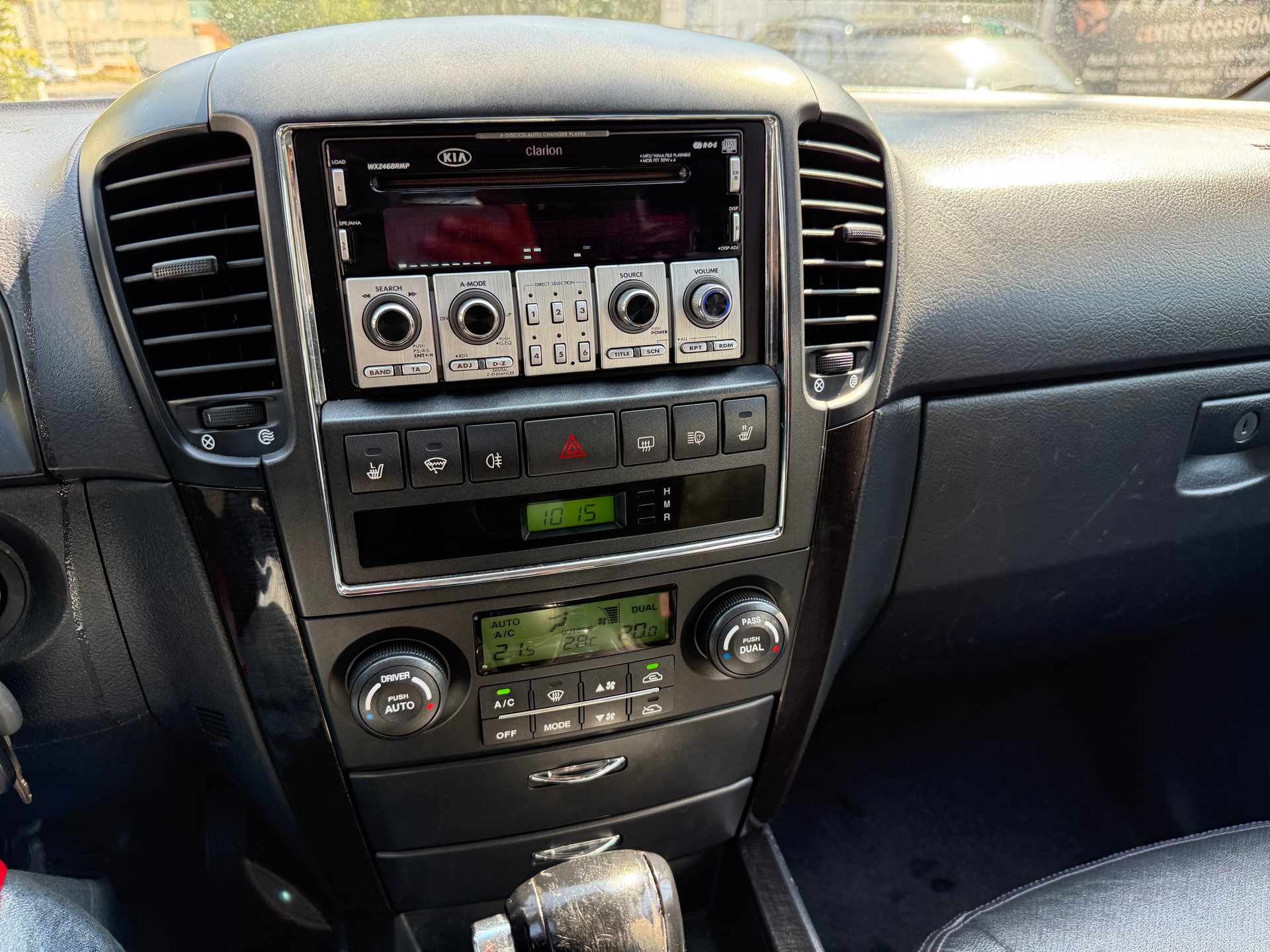 KIA Sorento 2.5 CRDI Style-image-24