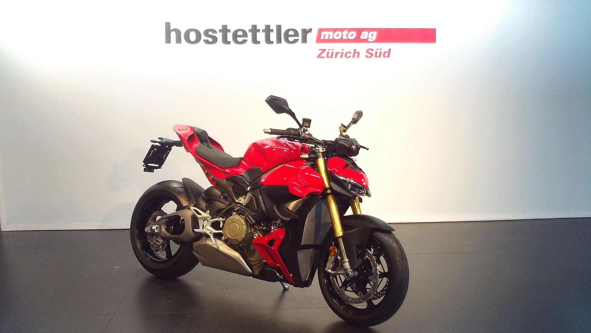 DUCATI Streetfighter V4 S-image-0