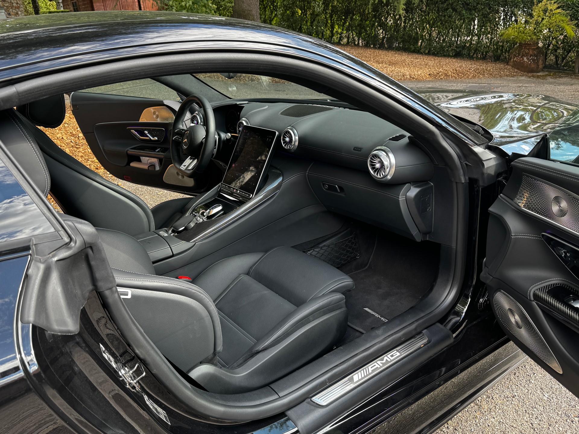 MERCEDES-BENZ AMG GT 63 4Matic+ Executive Edition-image-8