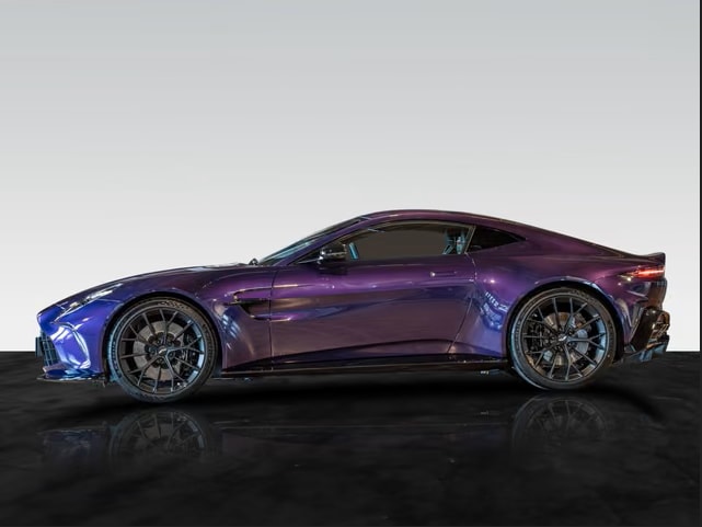 ASTON MARTIN Vantage MY25-showroom-element-2