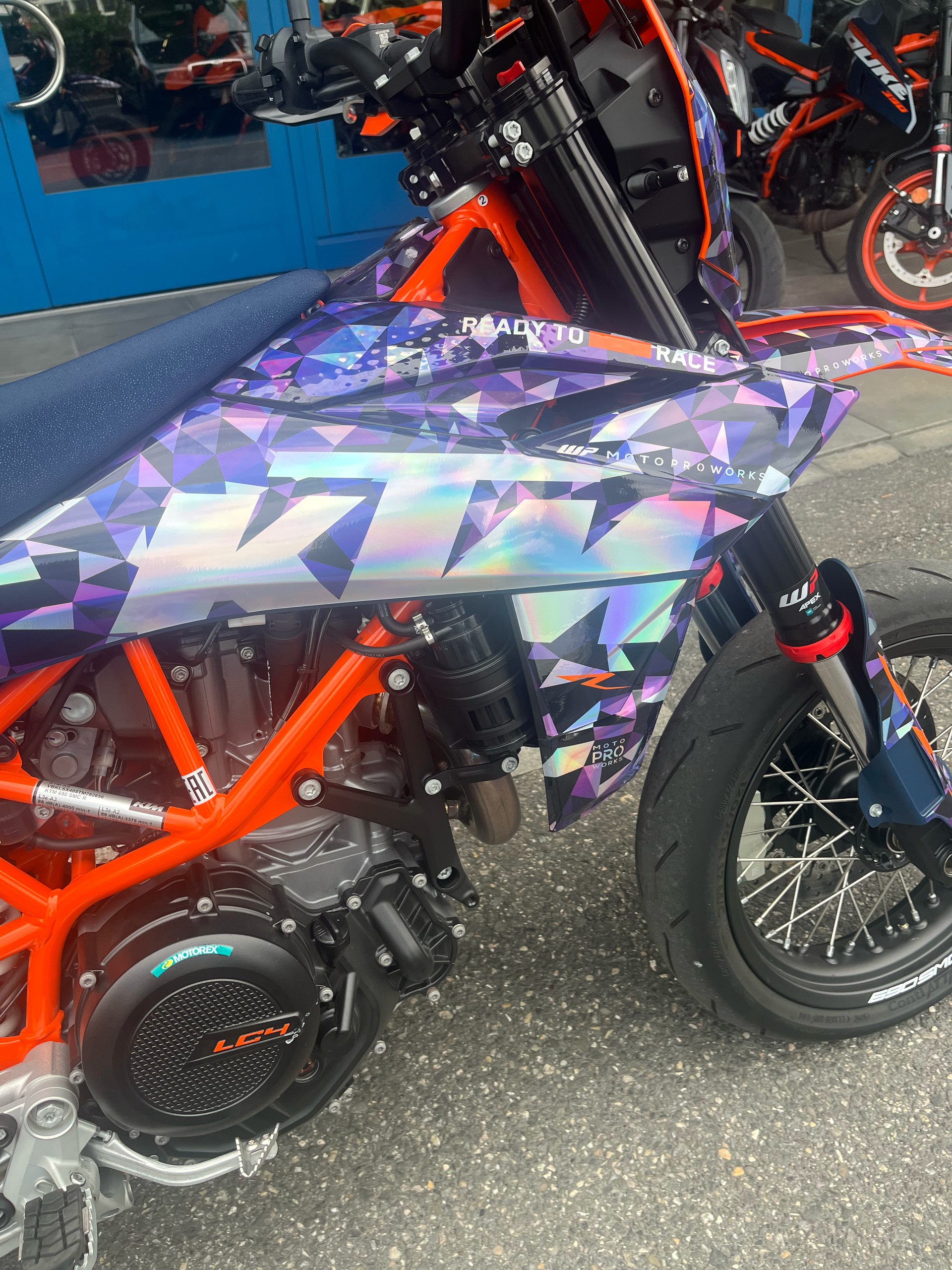 KTM 690 Enduro R-image-2