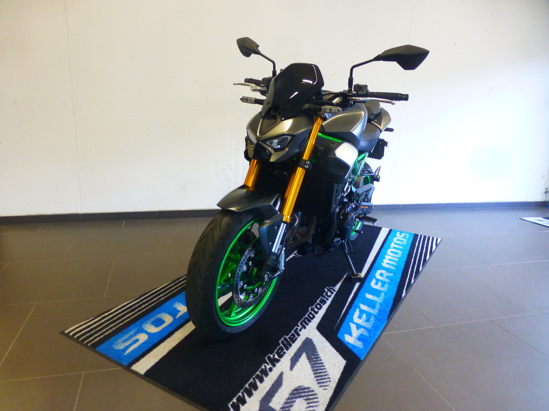KAWASAKI Z 900 SE Performance-image-9