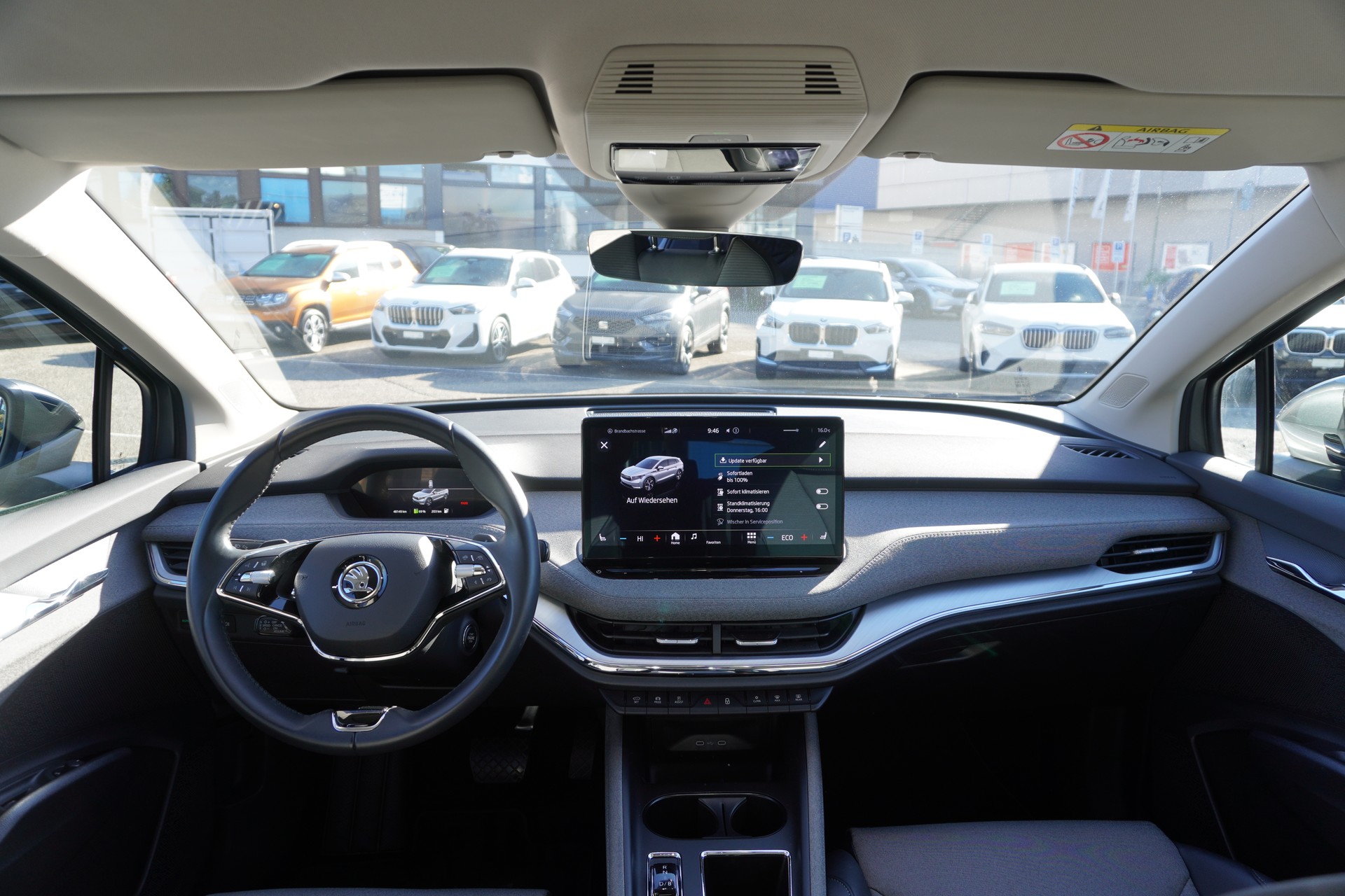 SKODA Enyaq iV 80-image-13