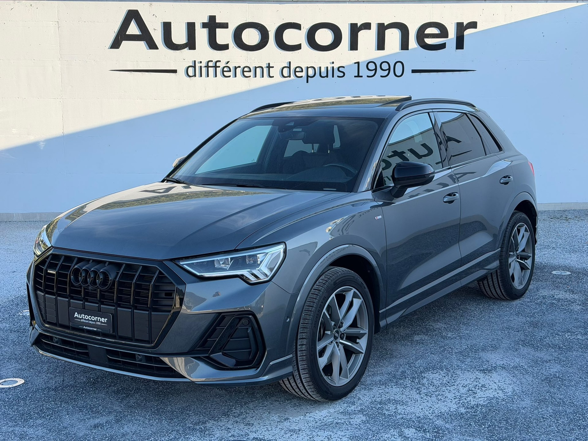 AUDI Q3 40 TFSI S line quattro S-tronic