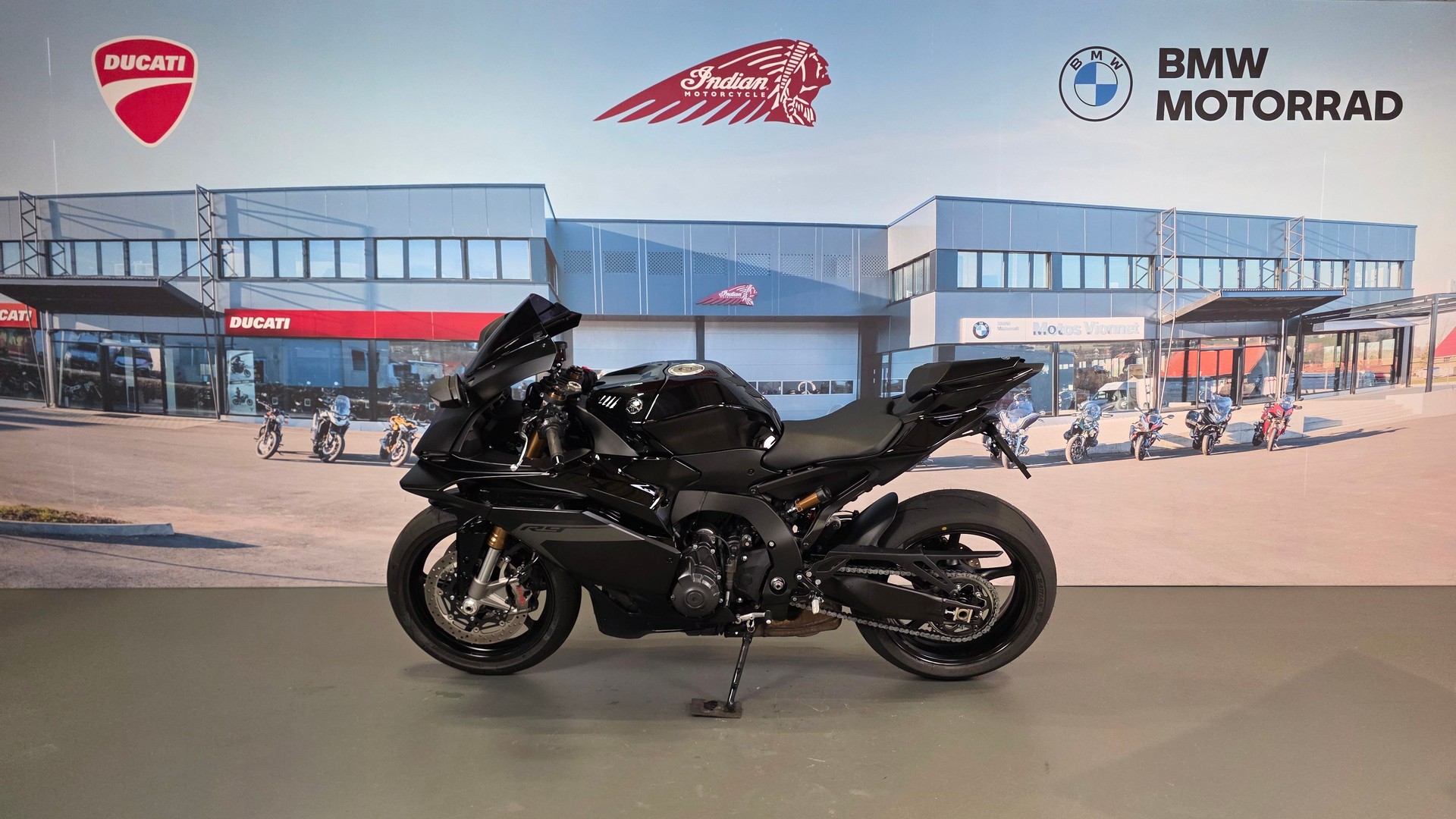 YAMAHA YZF-R9-image-3