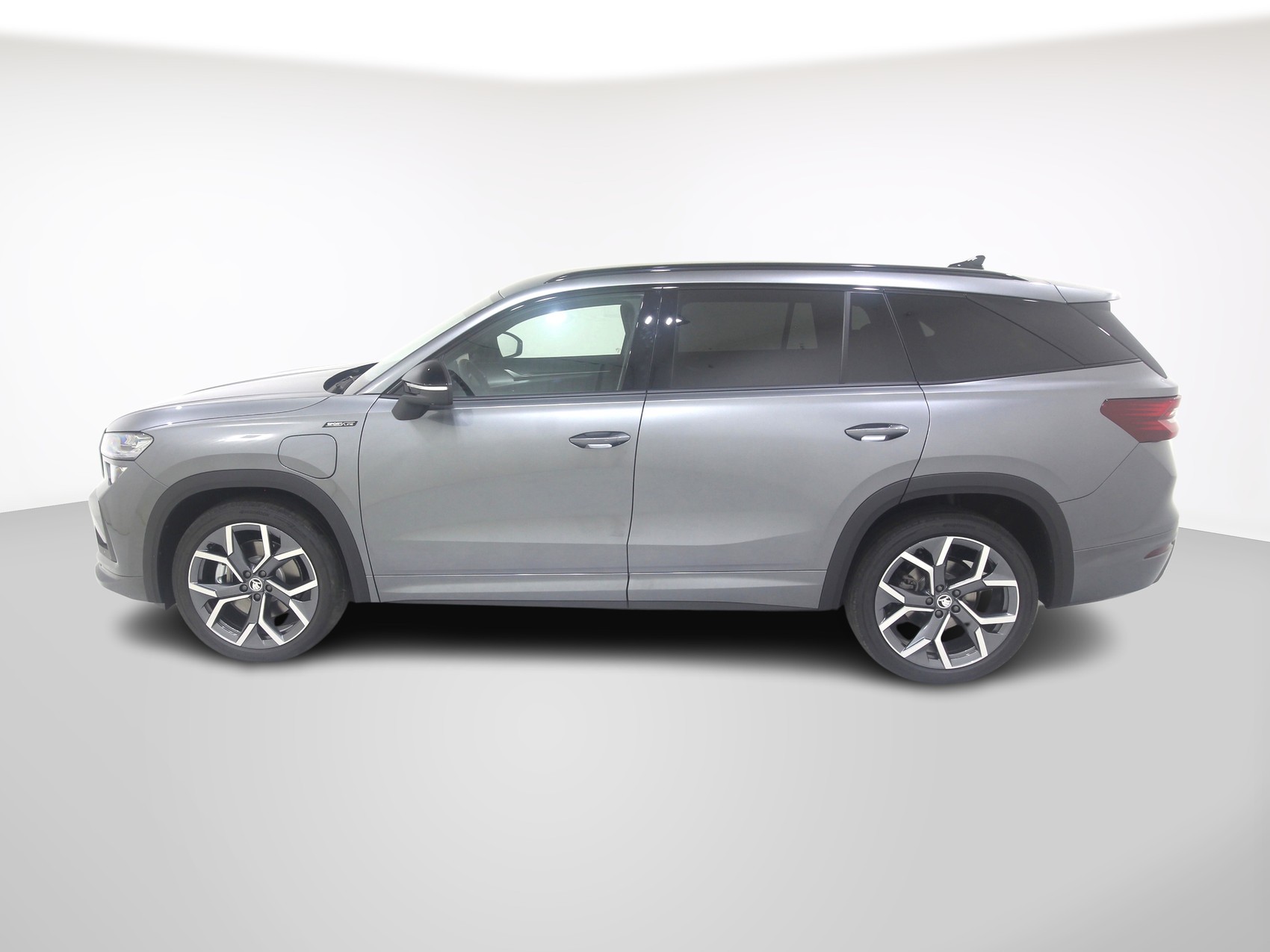 SKODA Kodiaq 1,5 TSI iV Plug-in-Hybrid Sportline-showroom-element-1