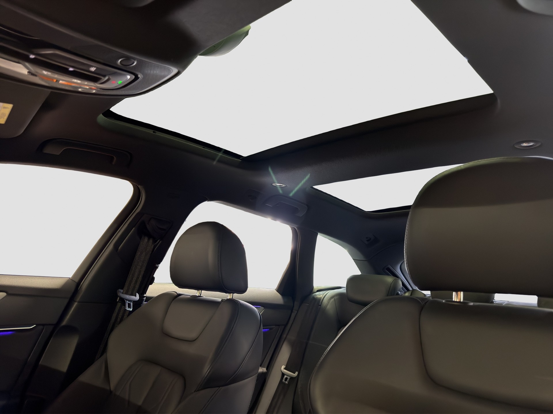 AUDI A6 Avant 45 TFSI Sport S-tronic quattro-image-15