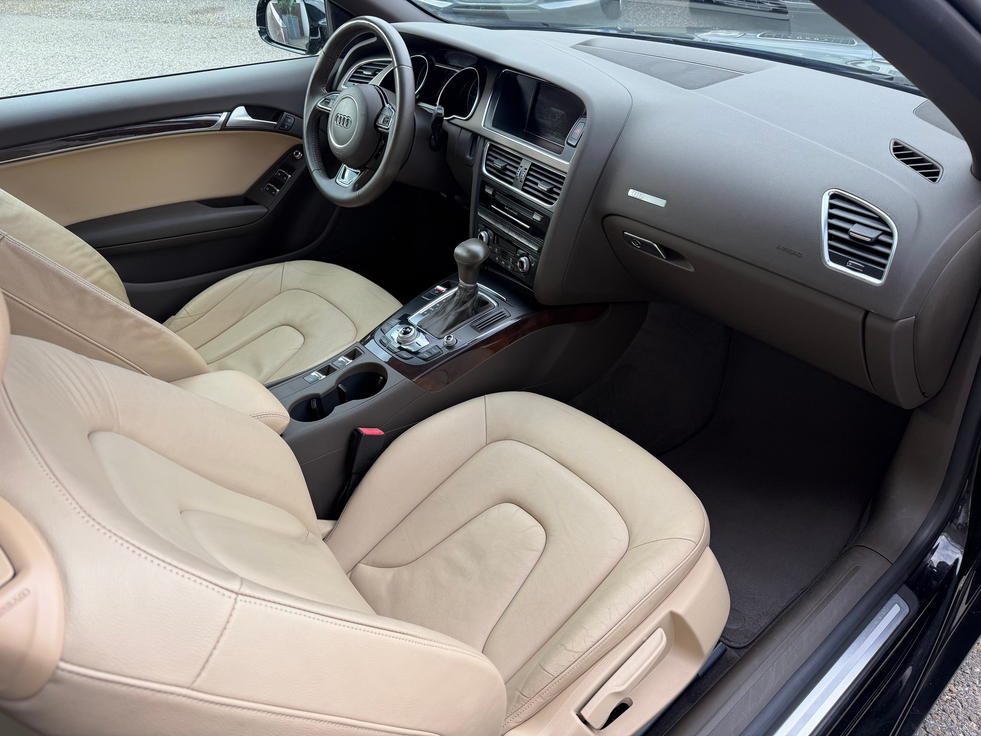 AUDI A5 Cabriolet 1.8 TFSI multitronic-image-7