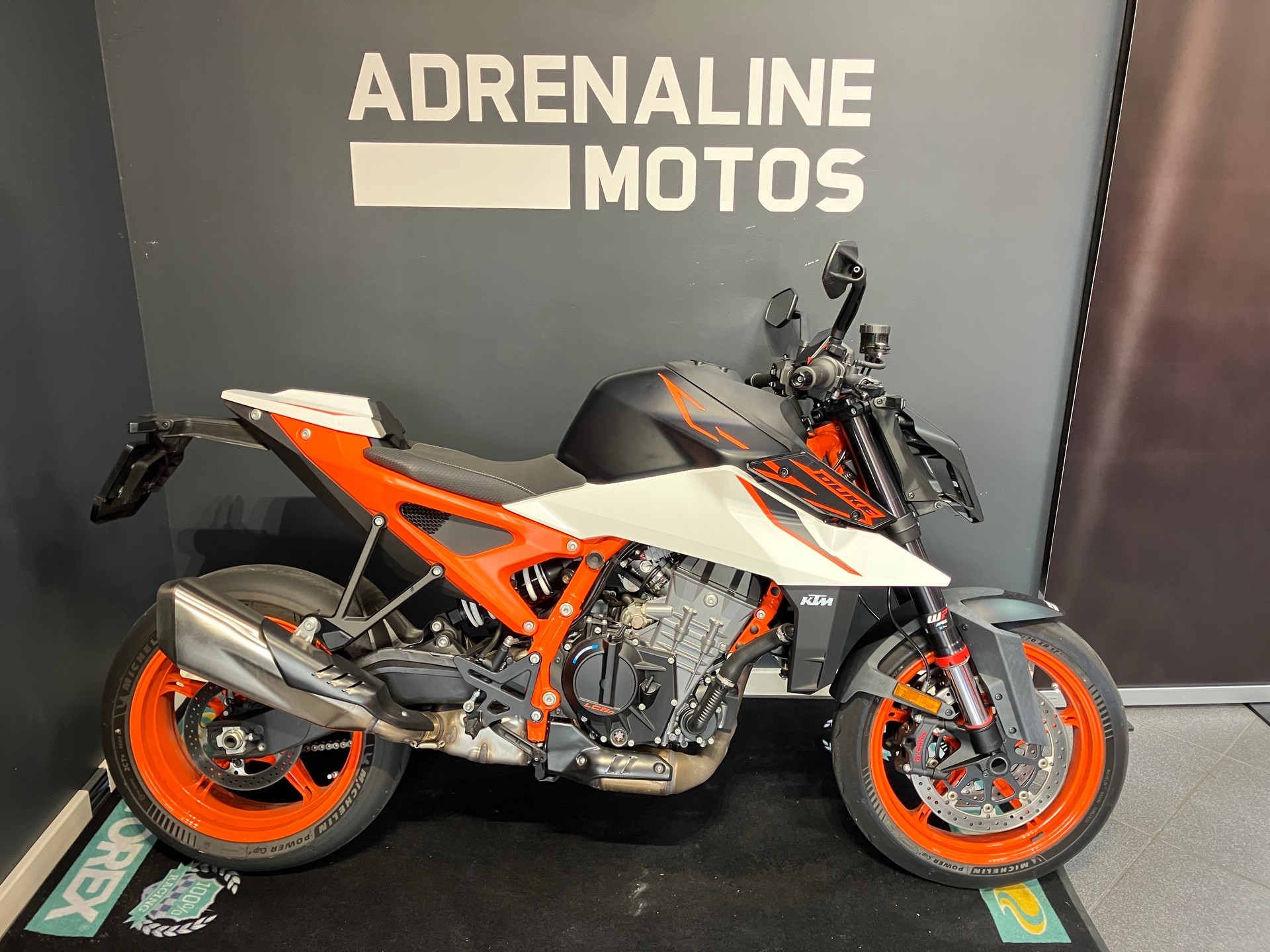 KTM 990 DUKE R 2026-image-0