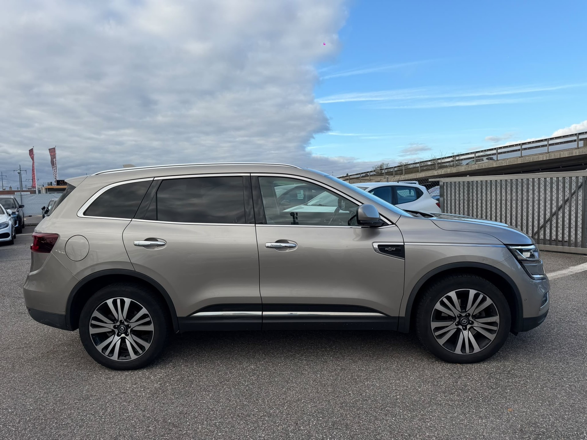 RENAULT Koleos 2.0 dCi Initiale Paris 4x4 Xtronic CVT garantie 2 ans expertiser-image-6