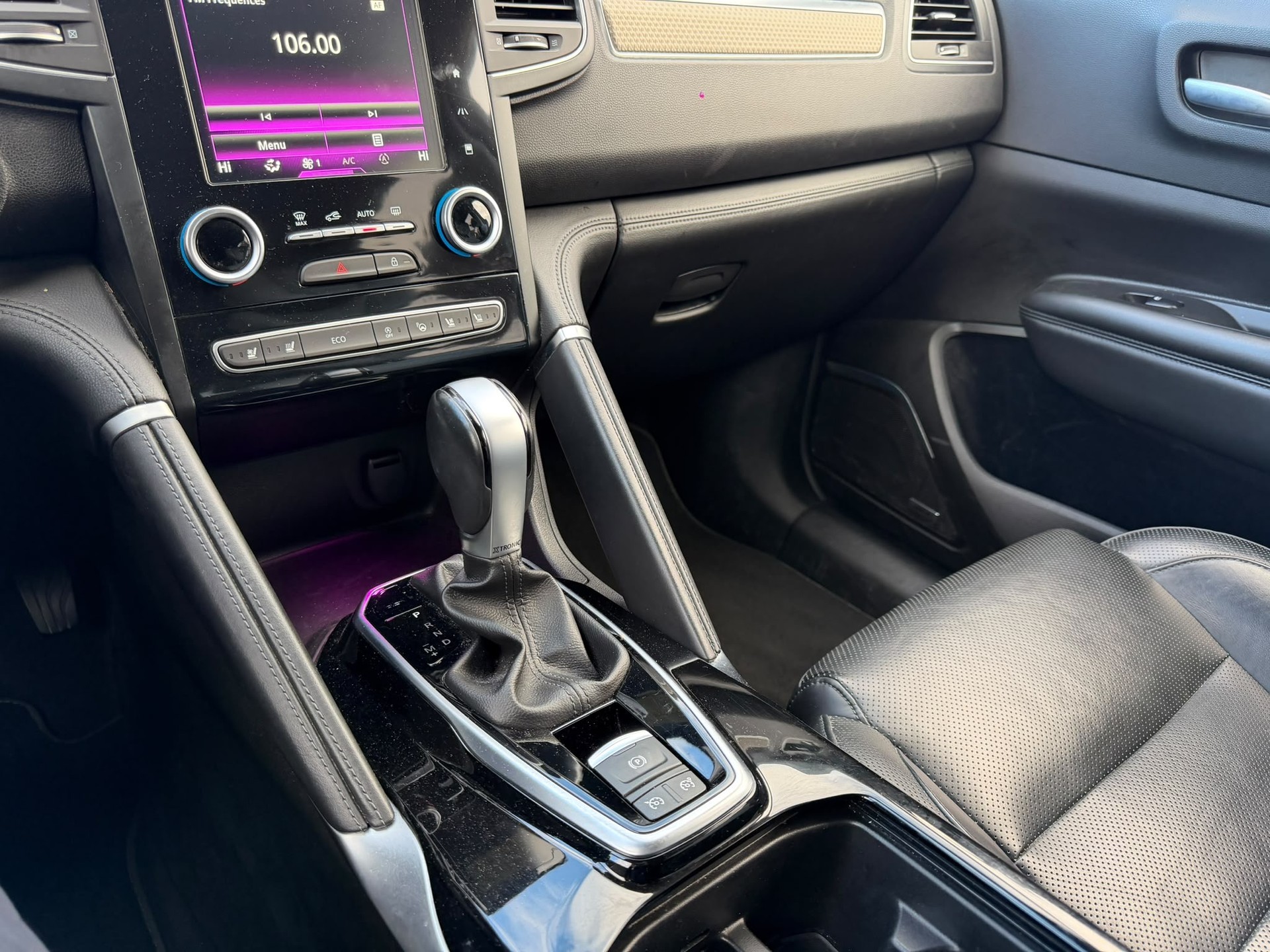 RENAULT Koleos 2.0 dCi Initiale Paris 4x4 Xtronic CVT garantie 2 ans expertiser-image-13