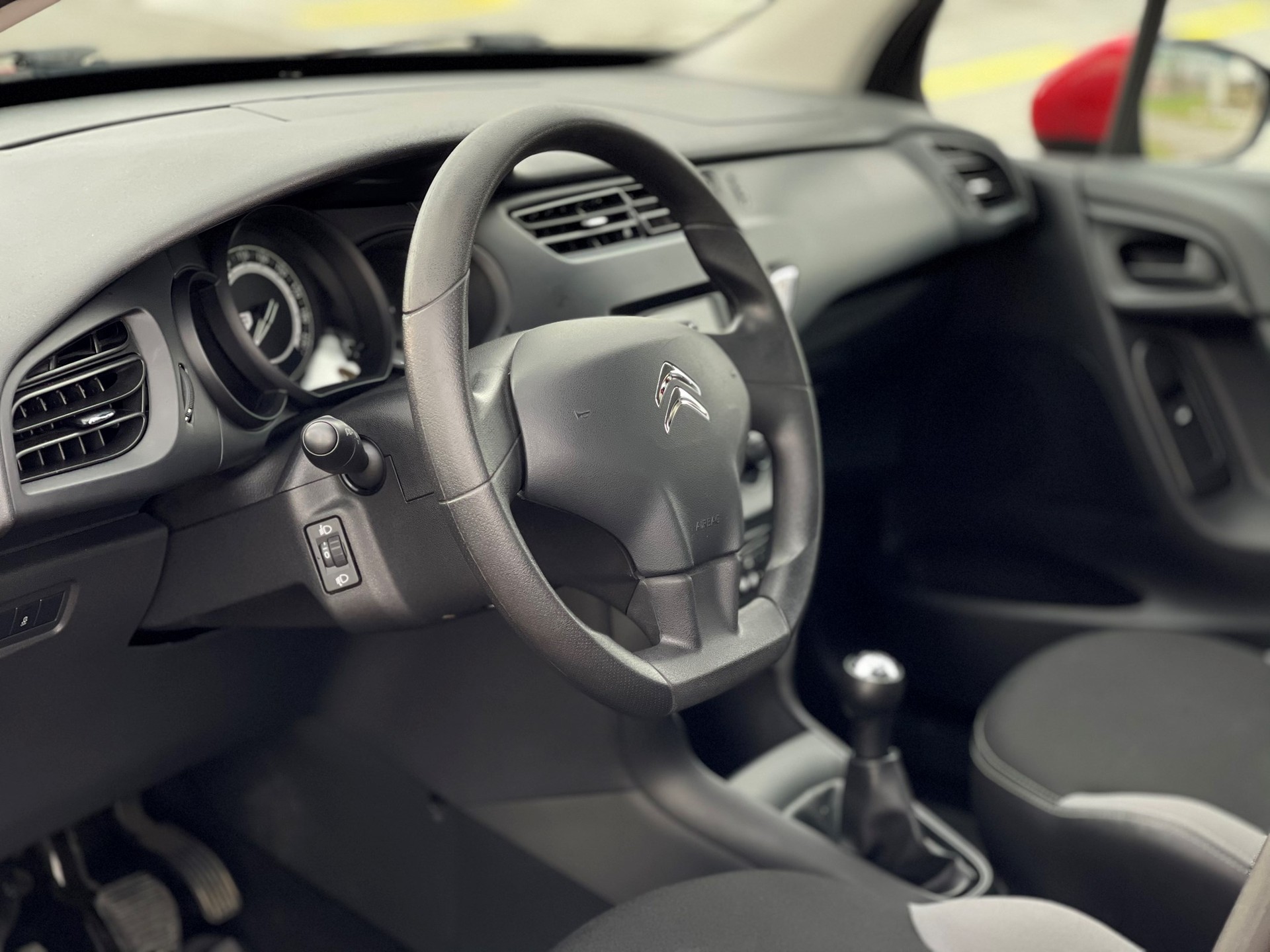 CITROEN C3 1.6 16V BlueHDi Attraction-image-10