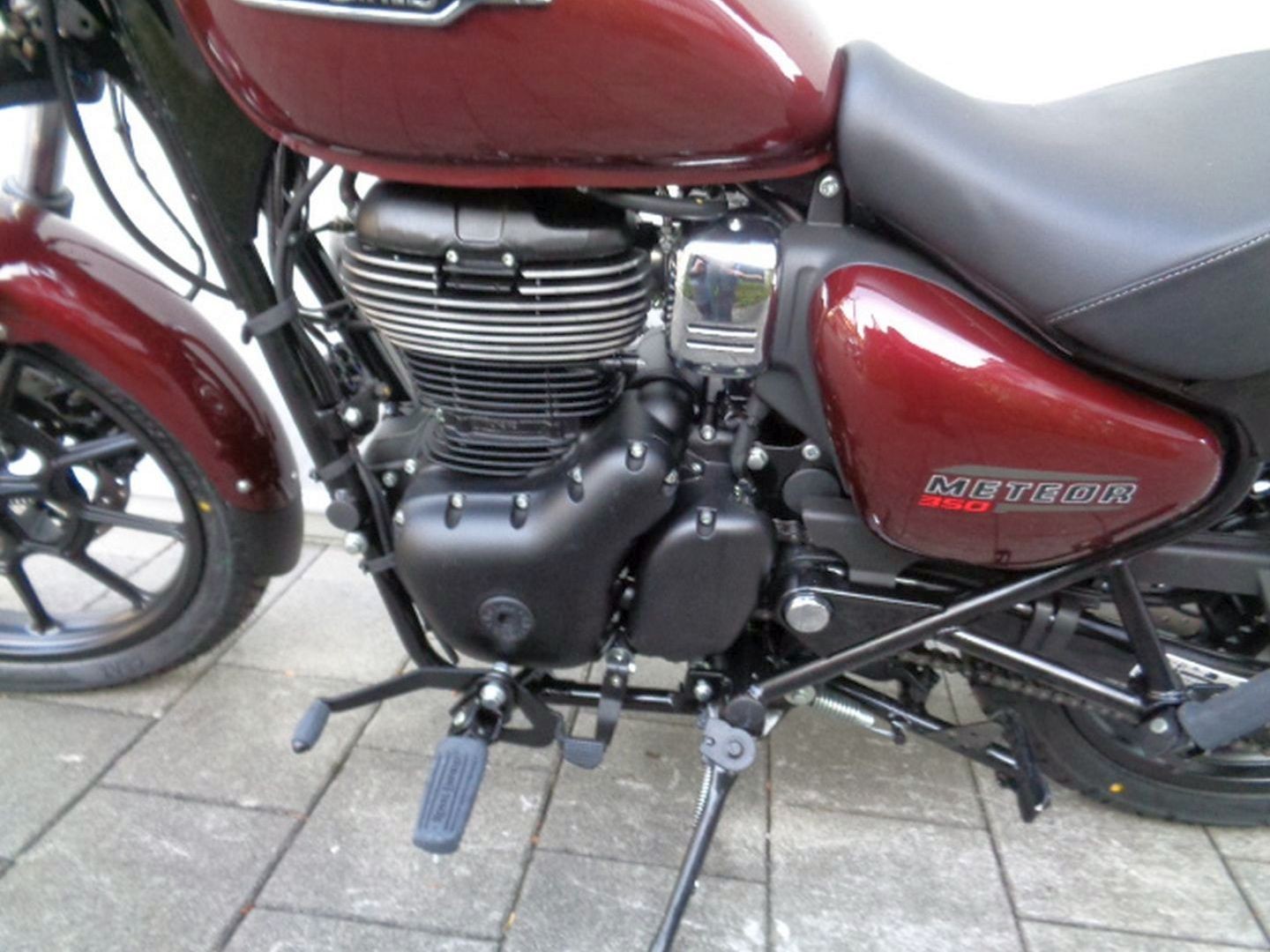 ROYAL ENFIELD METEOR STELLAR 350 E5-image-3