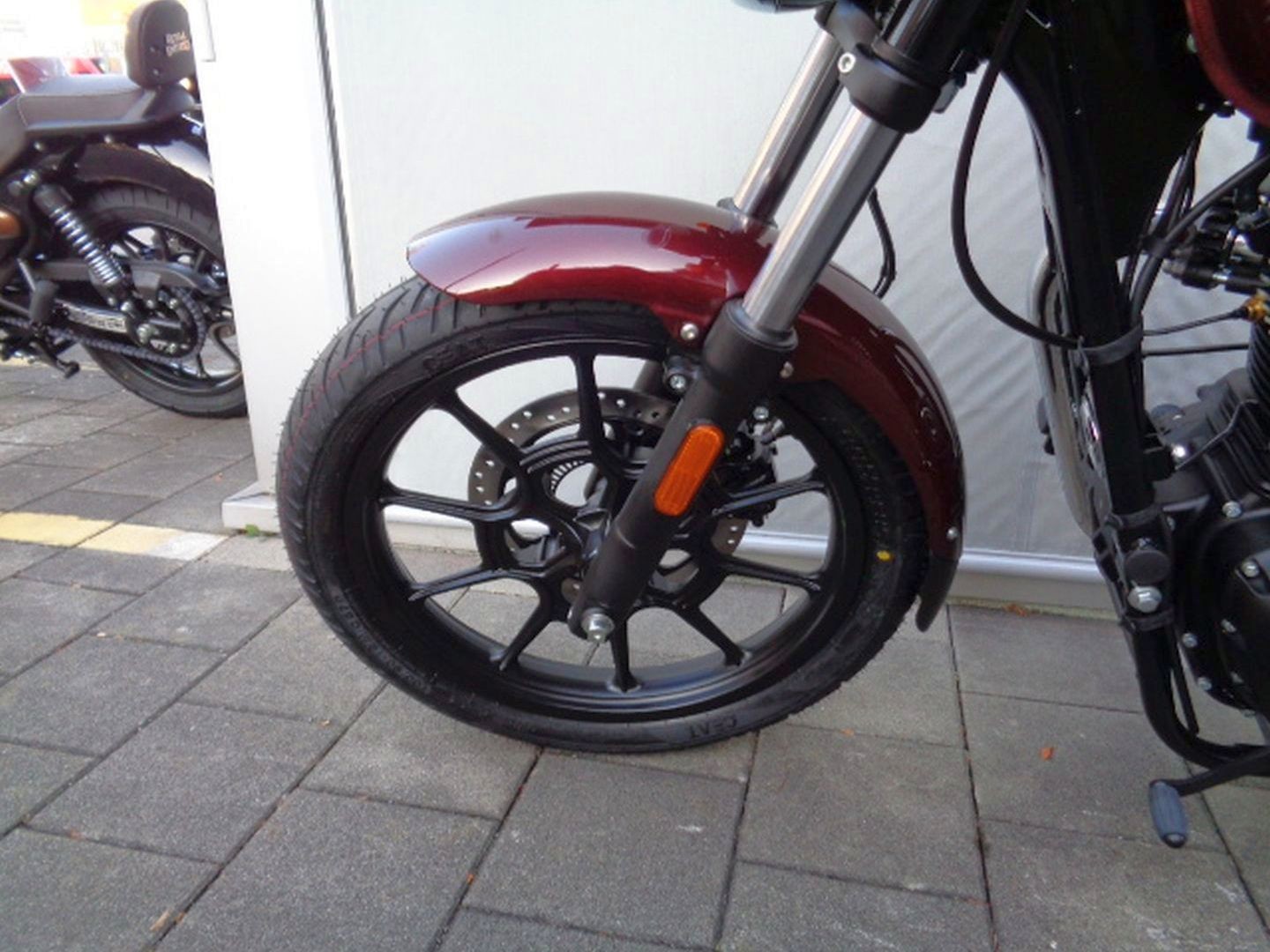 ROYAL ENFIELD METEOR STELLAR 350 E5-image-4