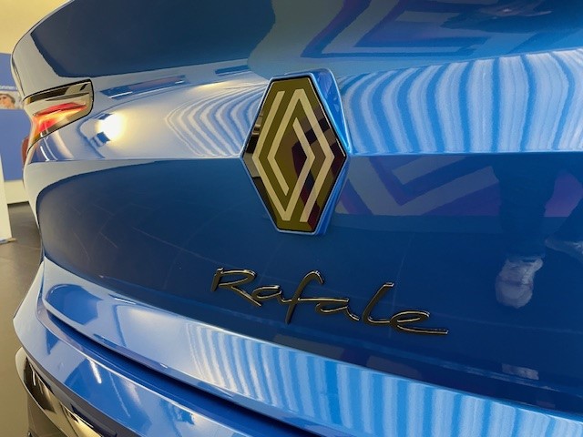 RENAULT Rafale 1.2 E-Tech Hybrid 200 Esprit Alpine-image-14
