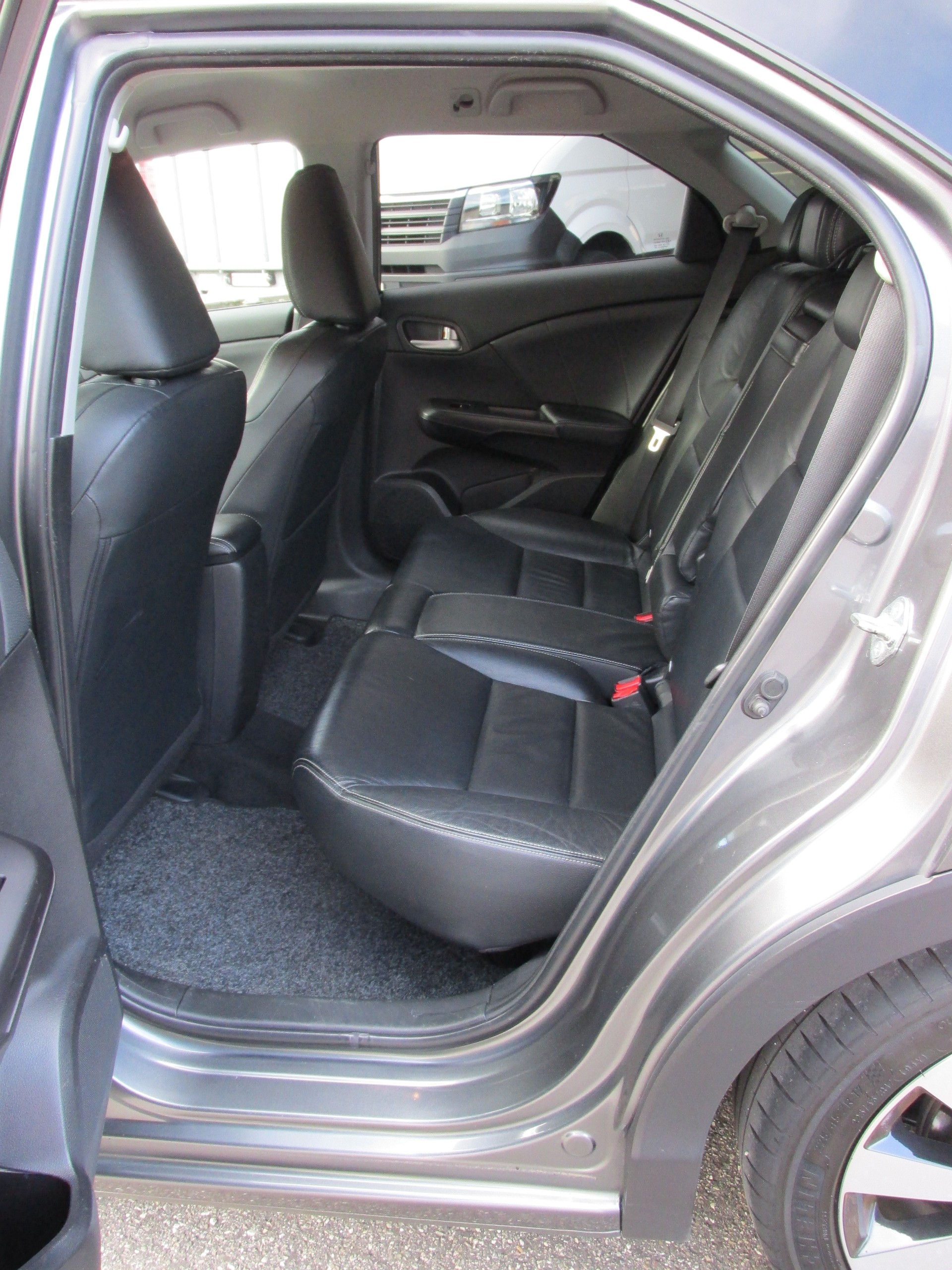 HONDA Civic Tourer 1.6 i-DTEC Executive-image-10