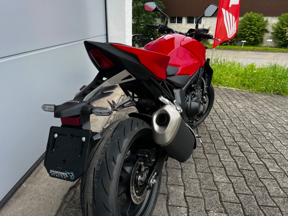 HONDA CB 1000 Hornet-image-1