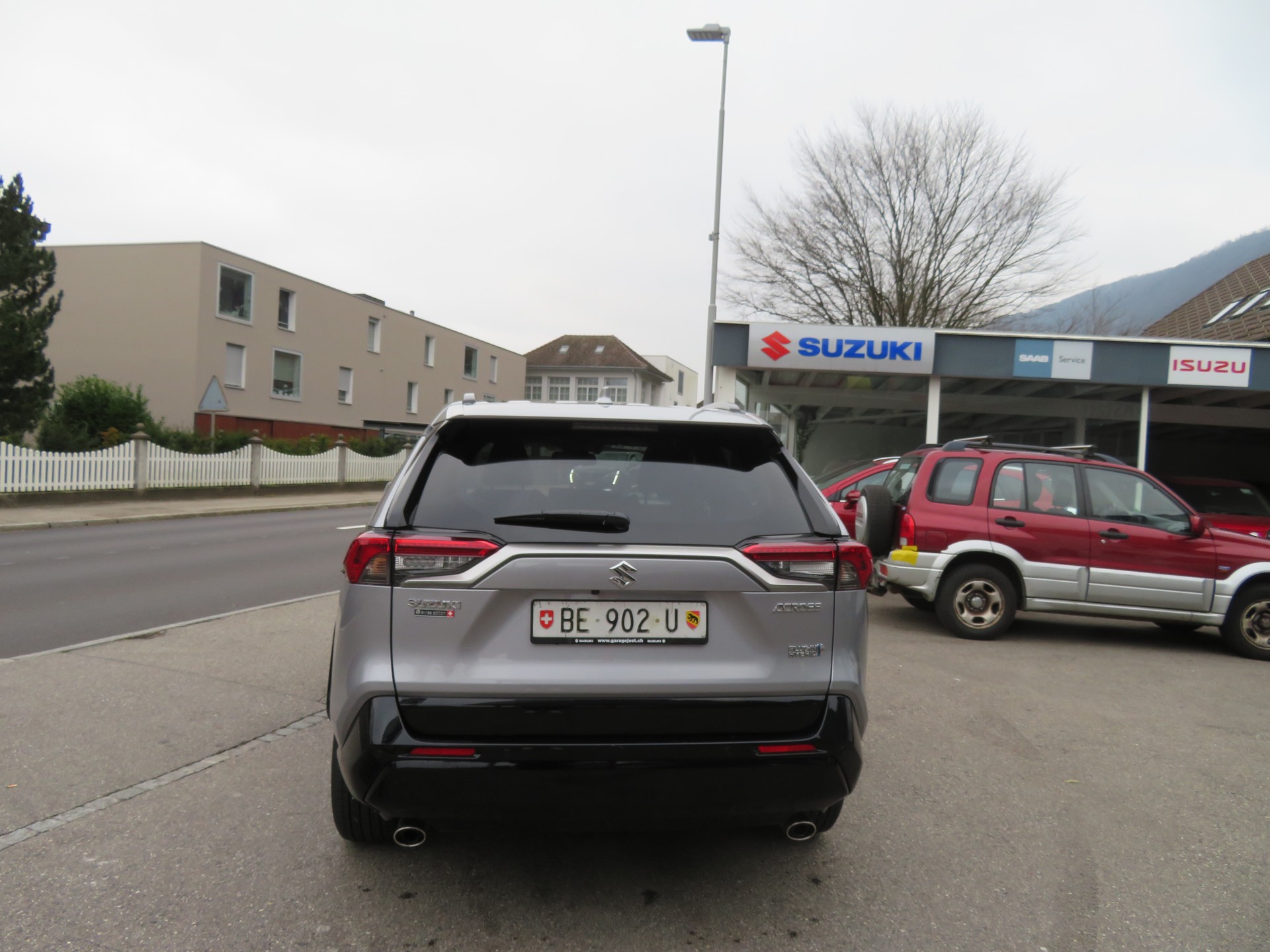 SUZUKI Across 2.5 Plug-in-Hybrid Compact Top E-CVT-showroom-element-3