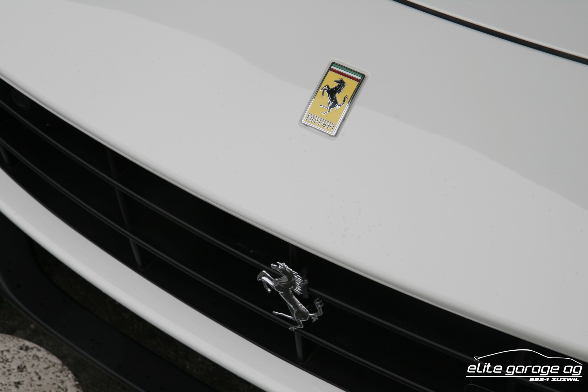 FERRARI F12 Berlinetta-image-11