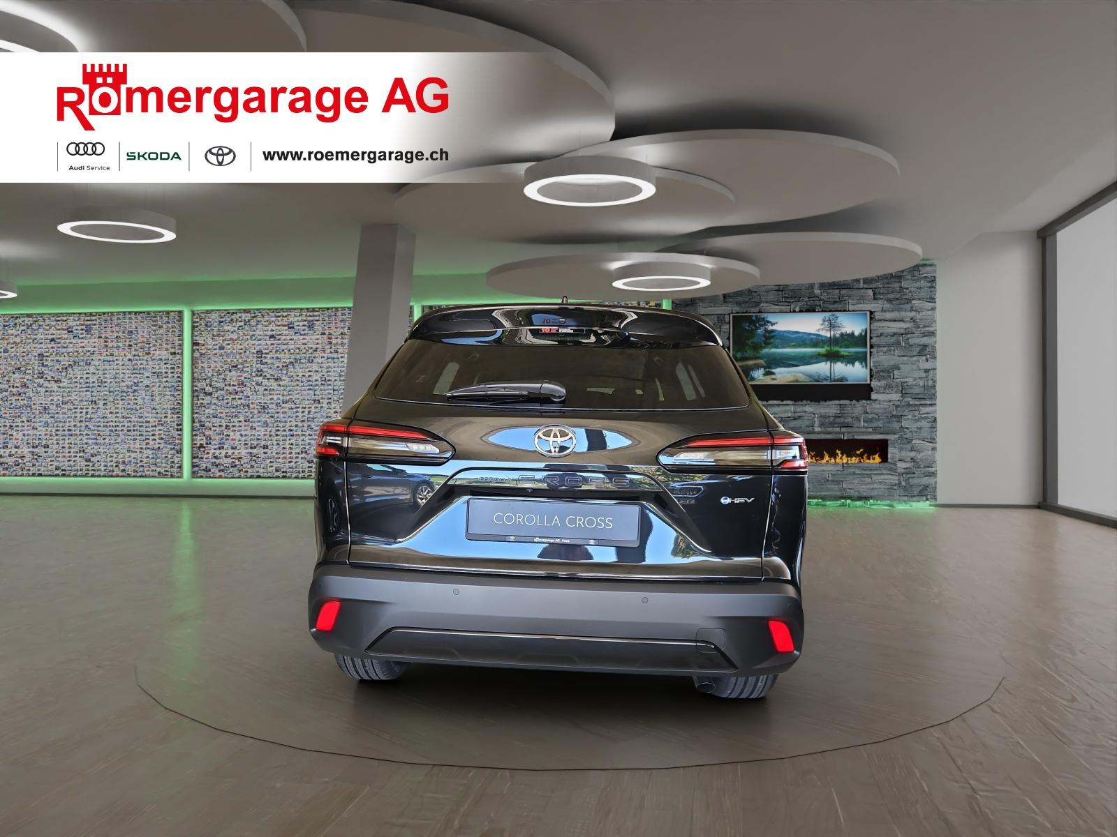 TOYOTA Corolla Cross 2.0 HSD Premium AWD-i-showroom-element-2