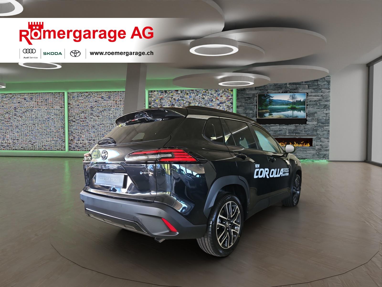 TOYOTA Corolla Cross 2.0 HSD Premium AWD-i-showroom-element-3