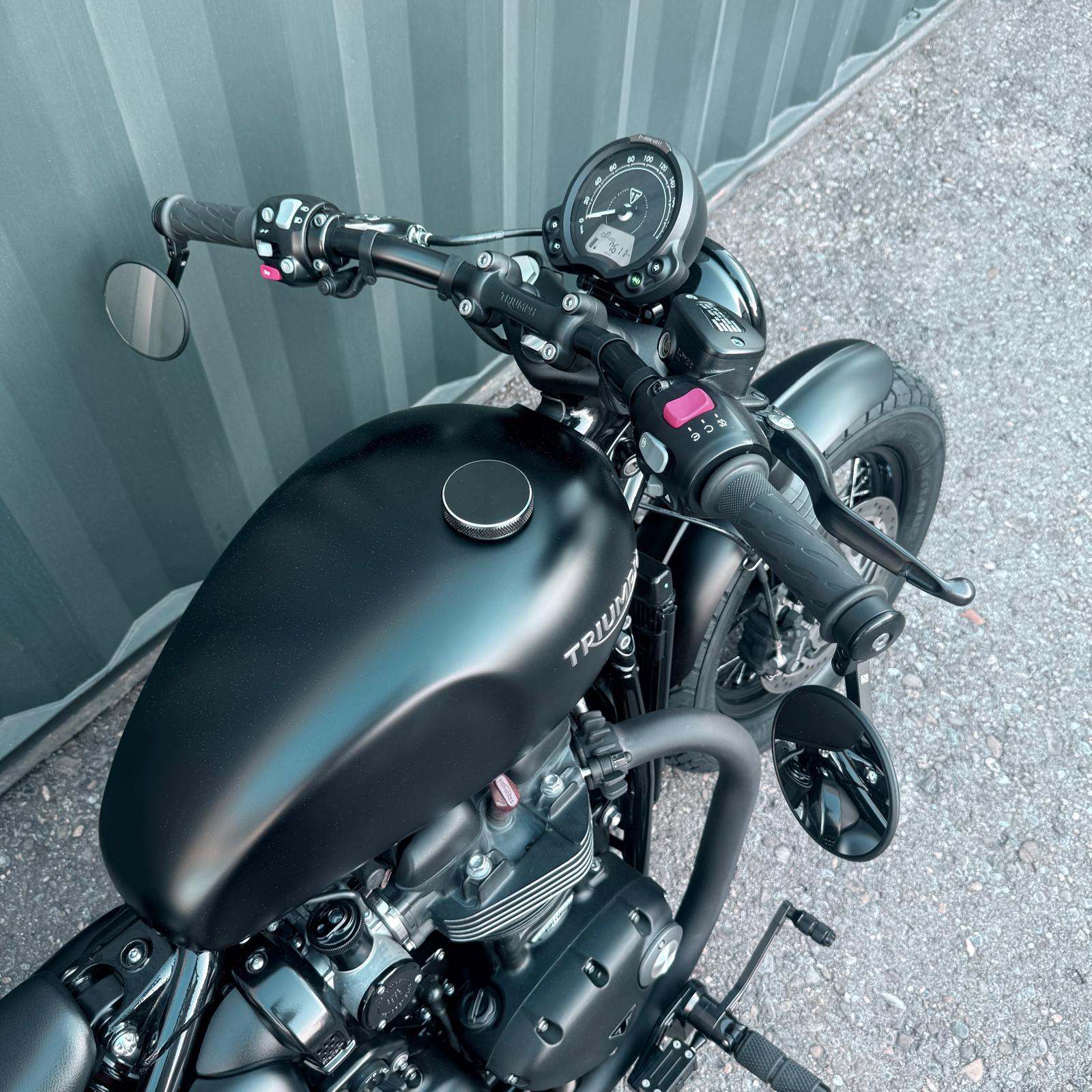 TRIUMPH Bonneville 1200 Bobber-image-5