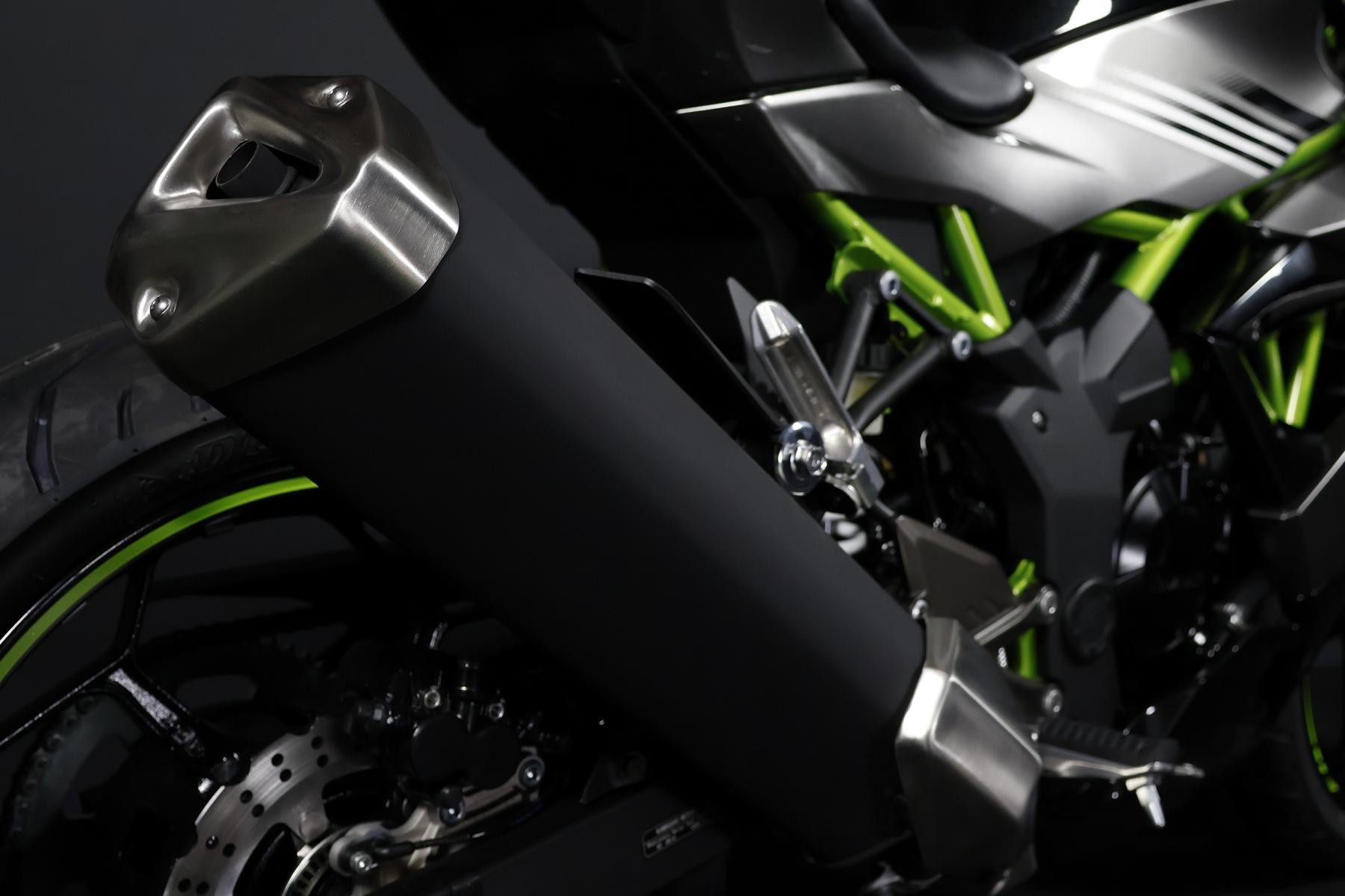 KAWASAKI Ninja 125 SE-image-7