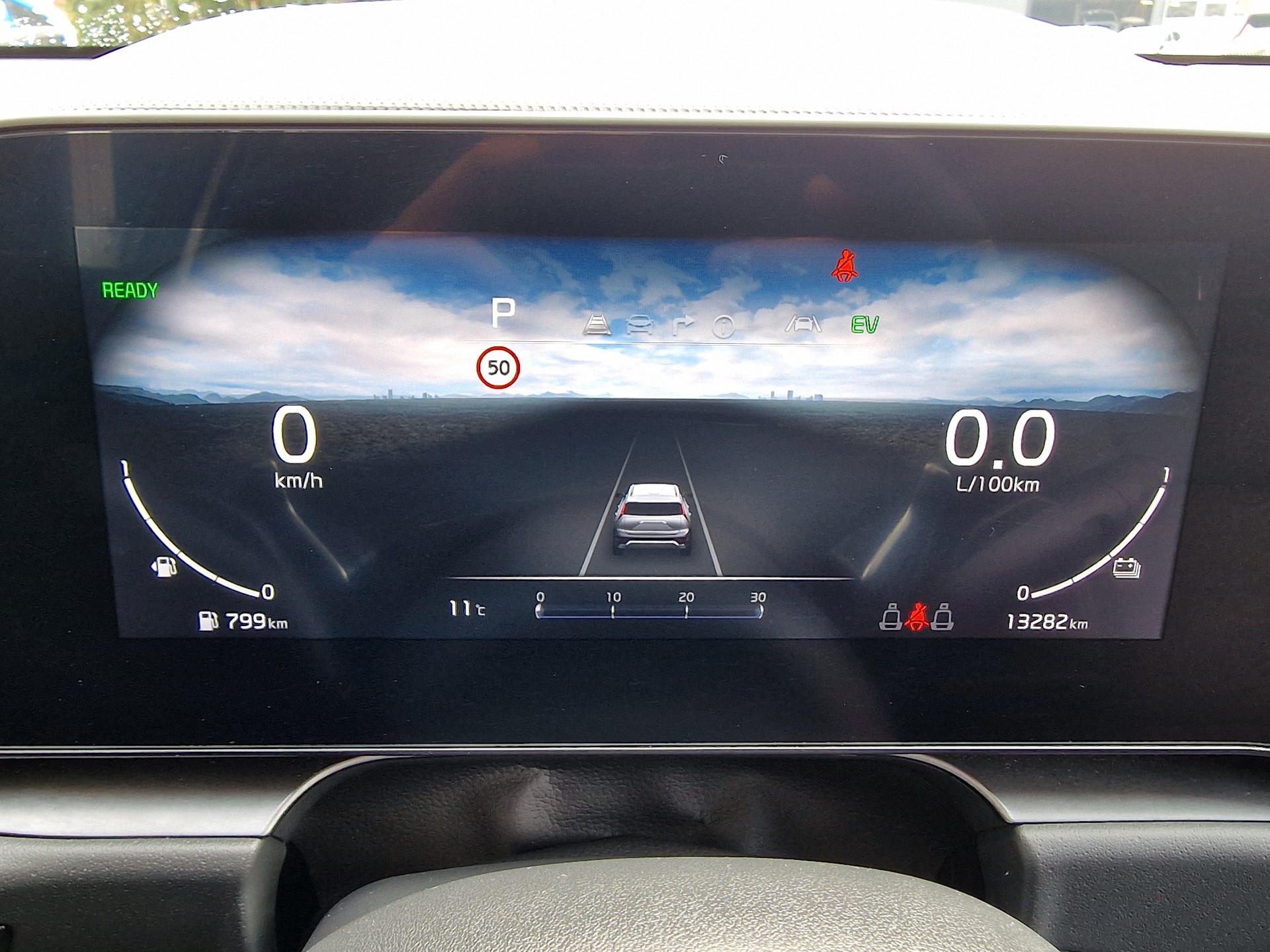 KIA Niro 1.6GDi Plug-in Hybrid Style DCT-image-8