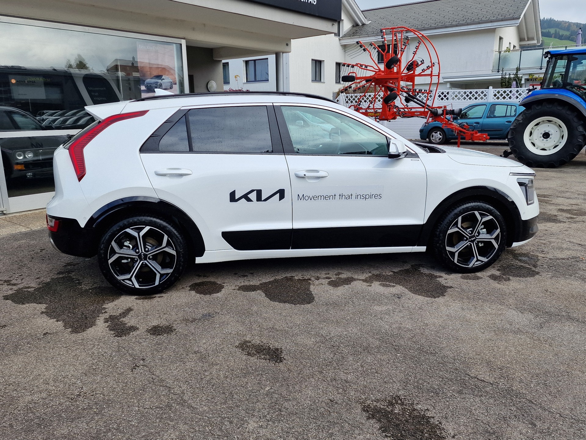 KIA Niro 1.6GDi Plug-in Hybrid Style DCT-showroom-element-1