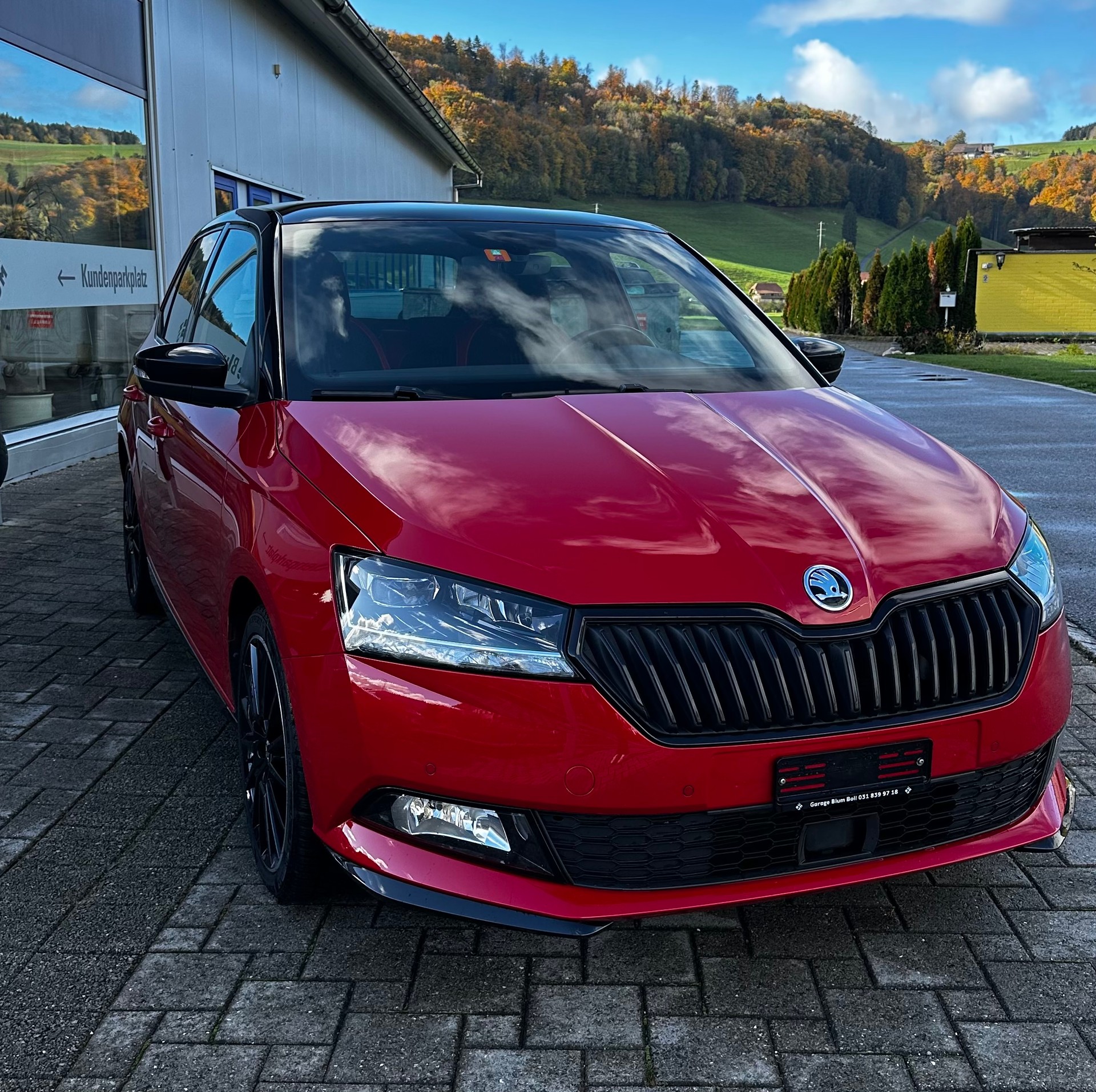 SKODA Fabia 1.0 TSI Monte Carlo-showroom-element-1