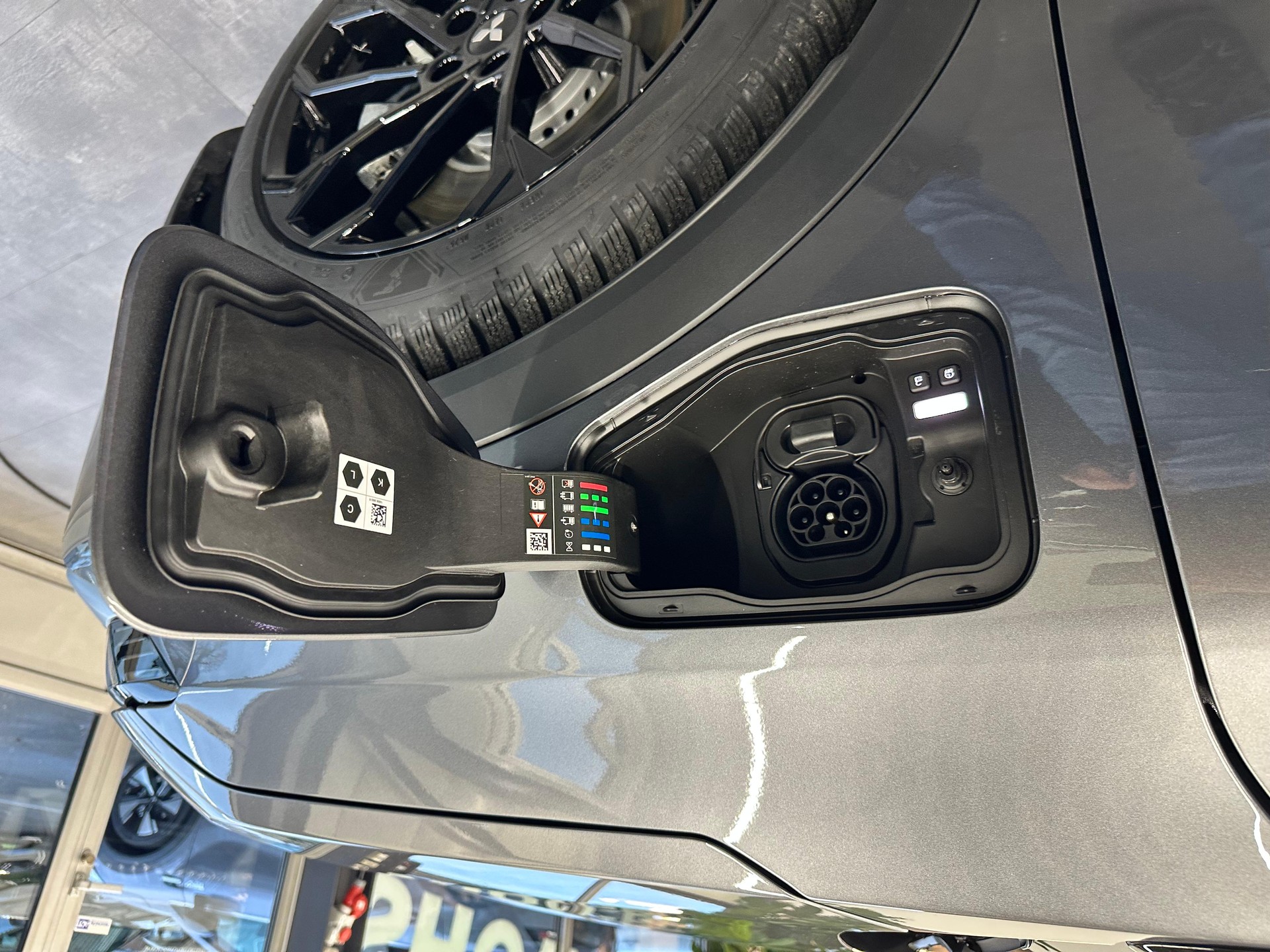 MITSUBISHI Eclipse Cross Instyle-image-19